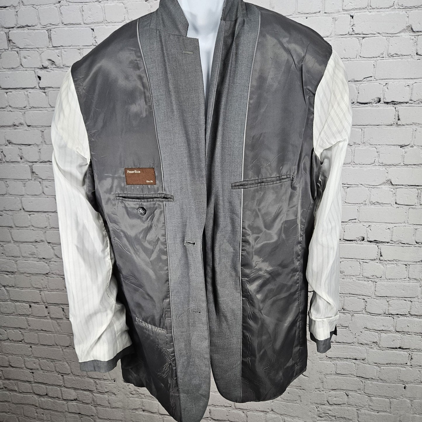 Perry Ellis Grey Slim Fit 2 Button Double Vented Notch Blazer Sport Coat 44R