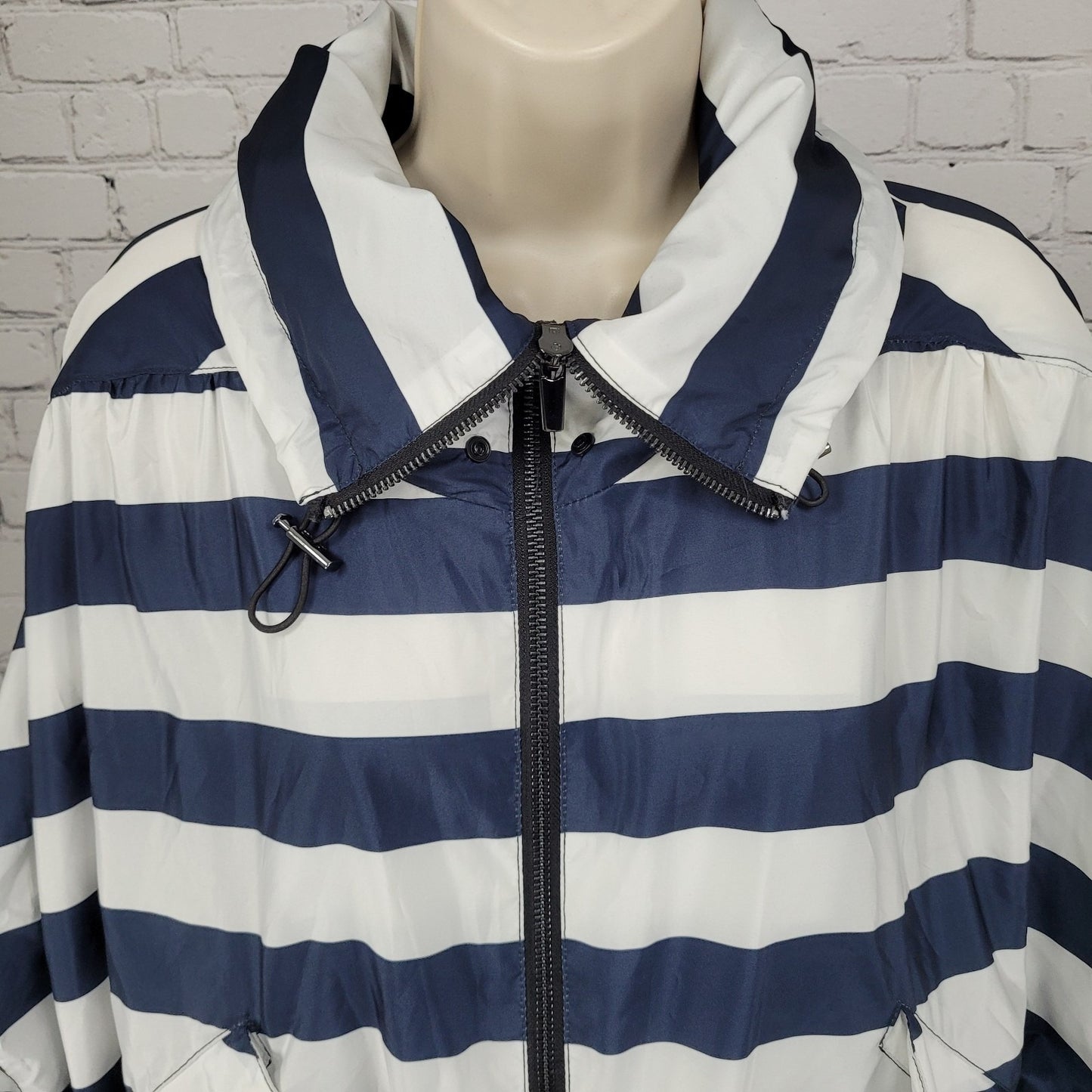 Zara Navy White Boxy Hideable Hood Lightweight Windbreaker Jacket Size Large L