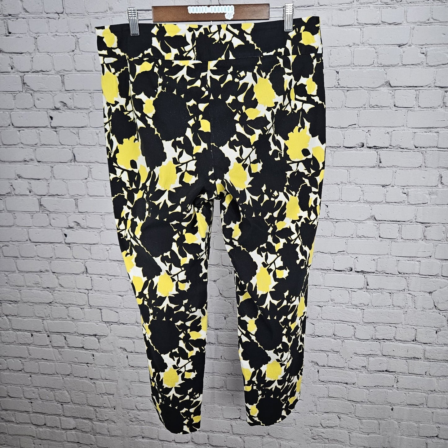 Soft Surroundings Black White Yellow Floral Mid Rise Pull On Pants Large (35x28)
