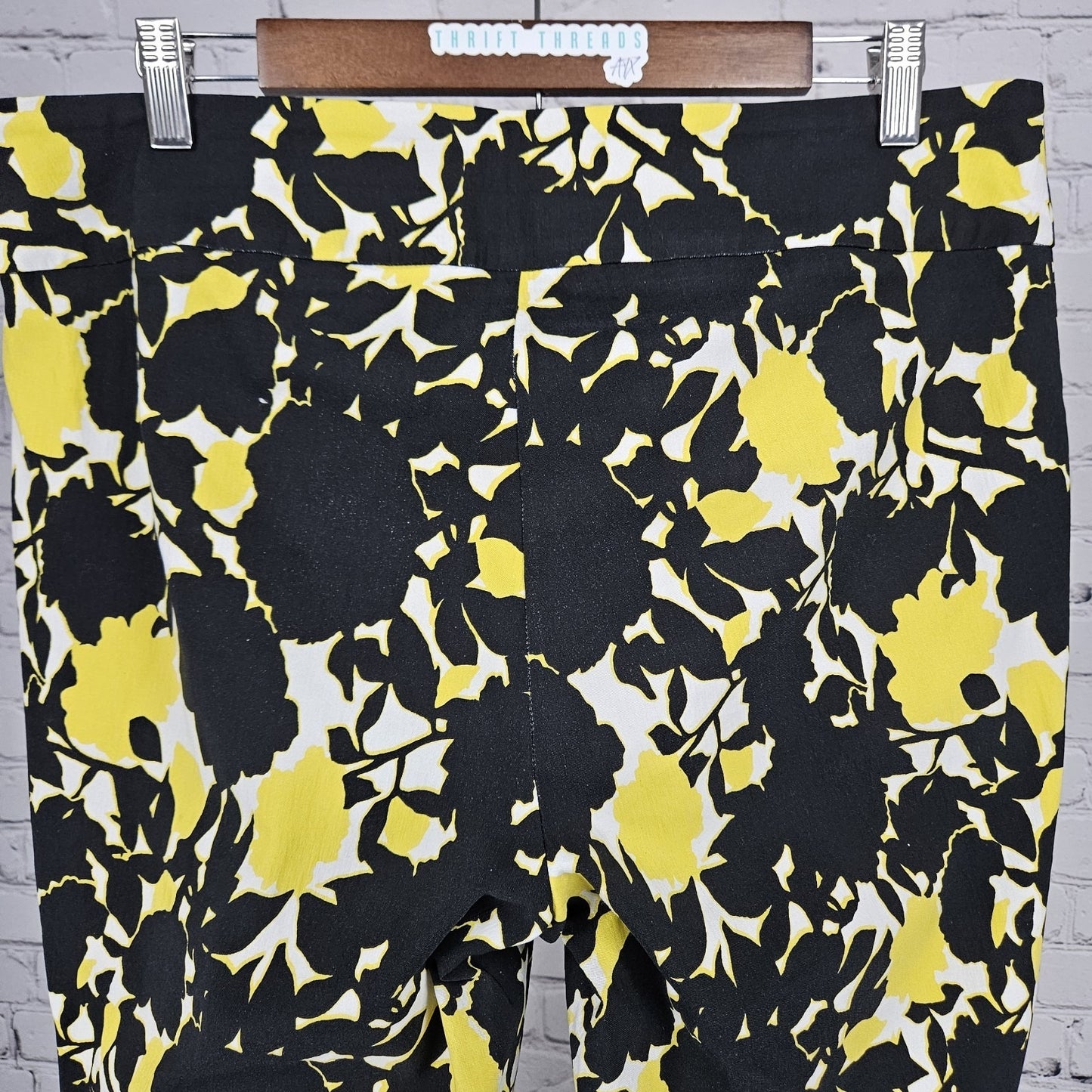 Soft Surroundings Black White Yellow Floral Mid Rise Pull On Pants Large (35x28)