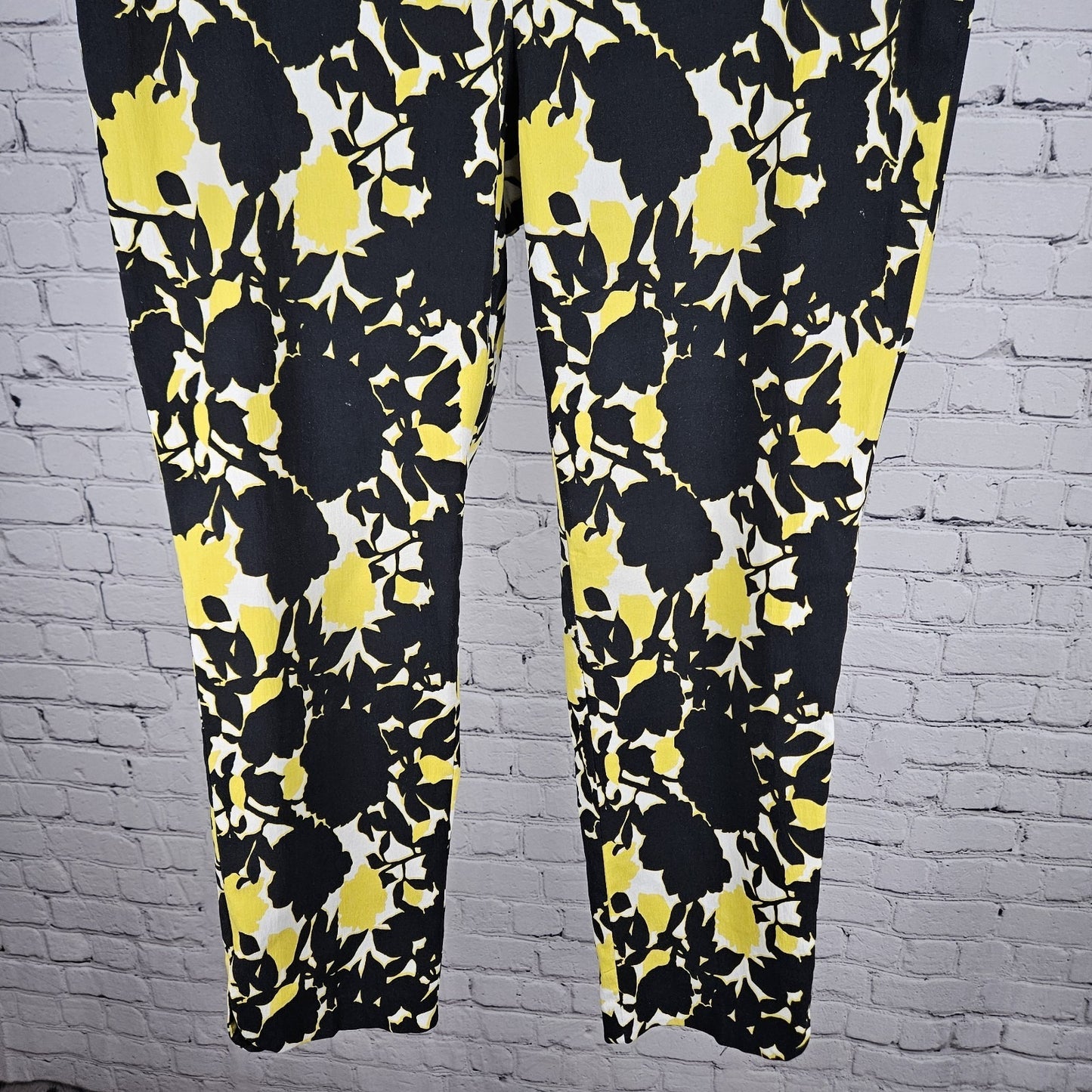 Soft Surroundings Black White Yellow Floral Mid Rise Pull On Pants Large (35x28)