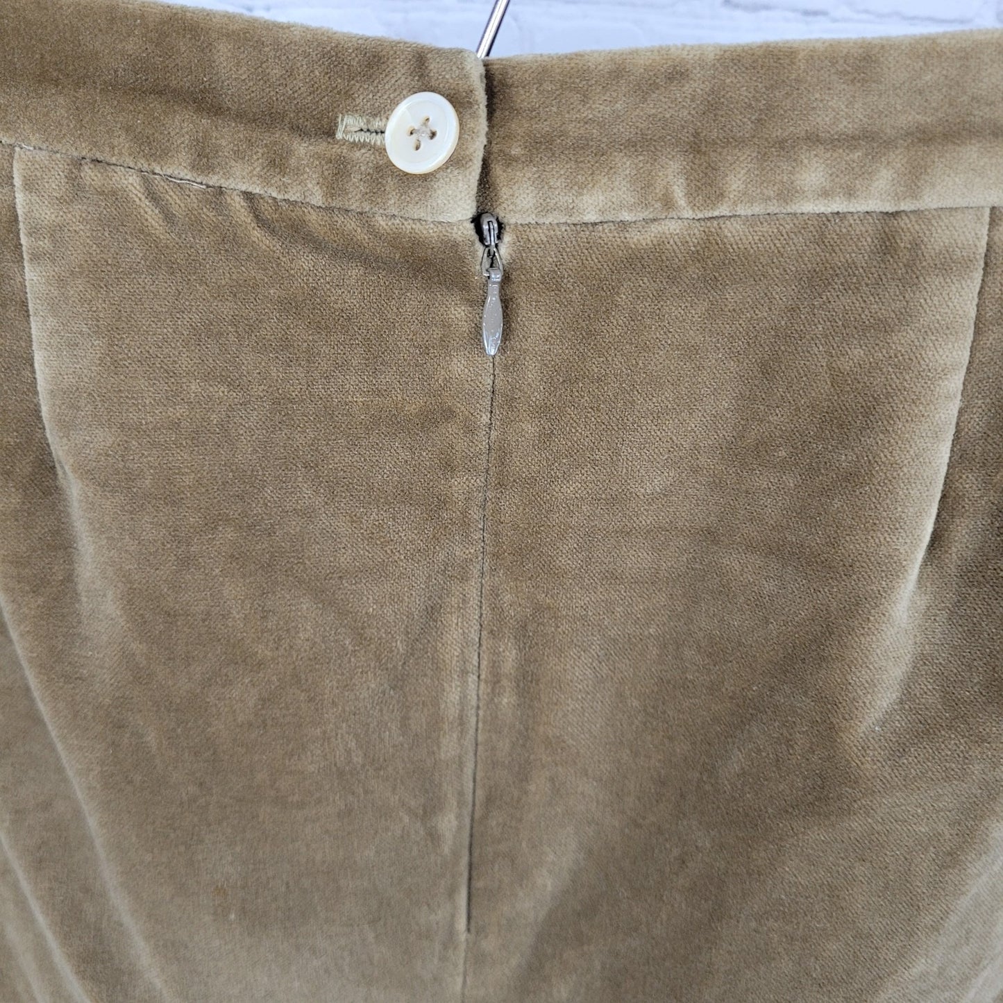 Mago Tan Velvet Velour Lined Zipped Pencil Skirt Italy Made Size 8 (30x24)