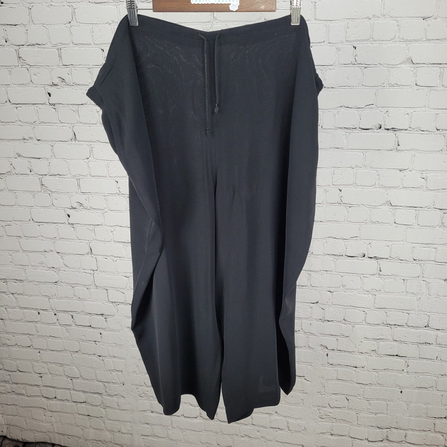 VTG Jones New York Black Lightweight Crop Pants USA Made Size 20W (51x21)