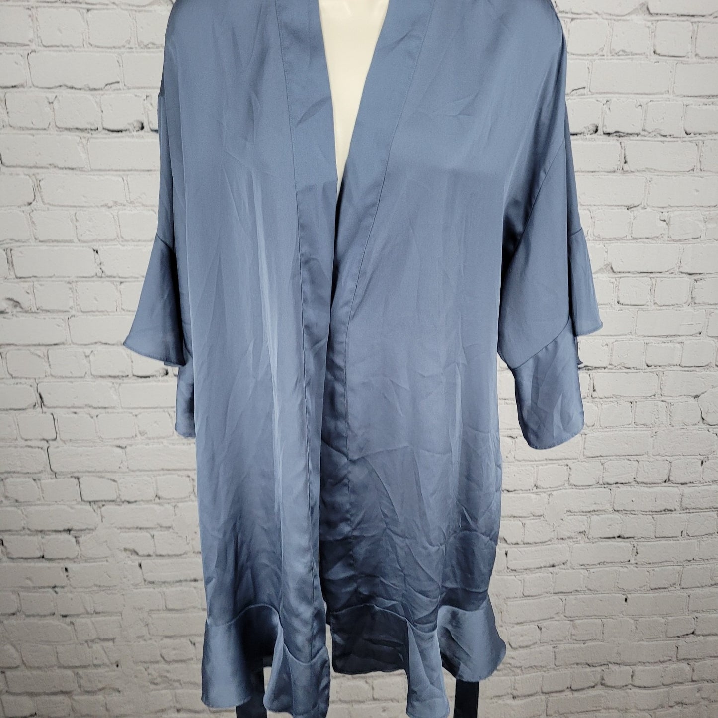 Victoria's Secret Blue Satin Belted Short Flutter Sleeves Light Short Robe XS/S
