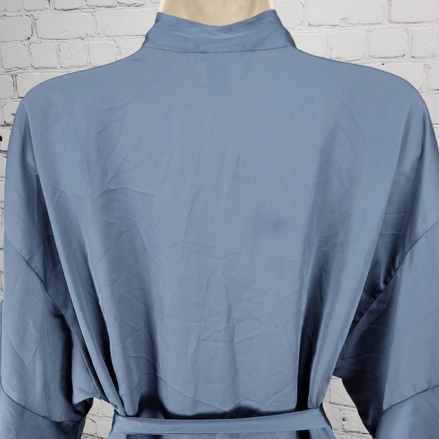 Victoria's Secret Blue Satin Belted Short Flutter Sleeves Light Short Robe XS/S