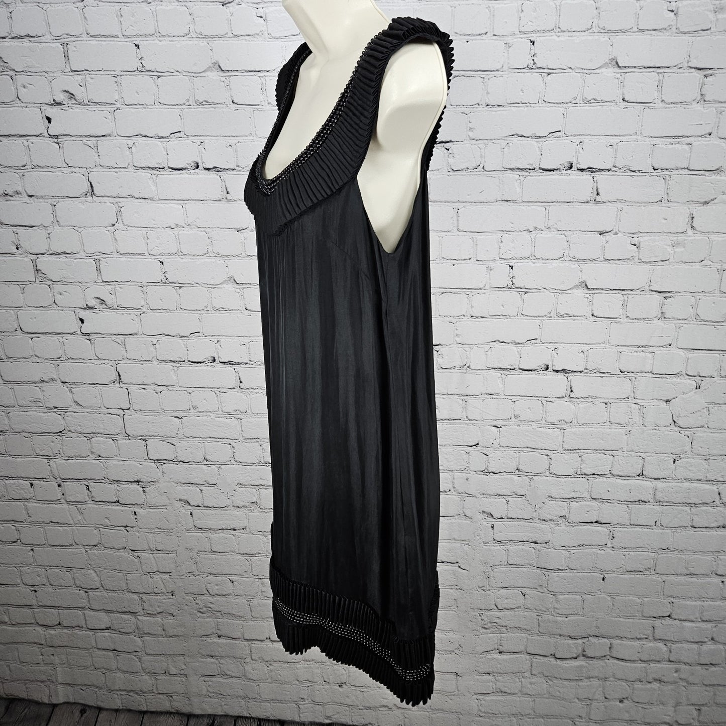Yoana Baraschi Black 100% Silk Beaded Ruffle Sleeveless Short Dress Medium M