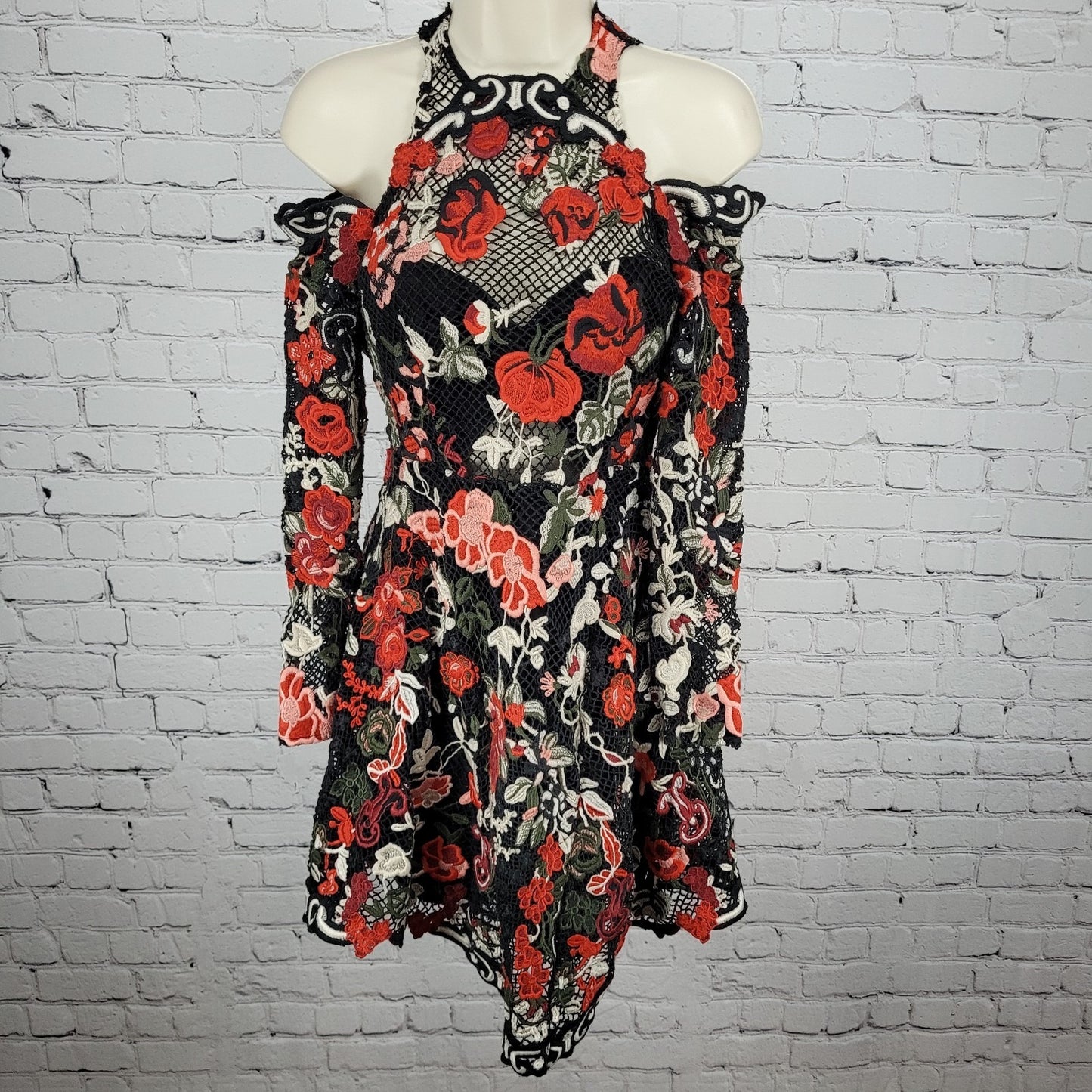 Thurley Black Red Fishnet Embroidered Floral Long Sleeve A Line Dress Size 6