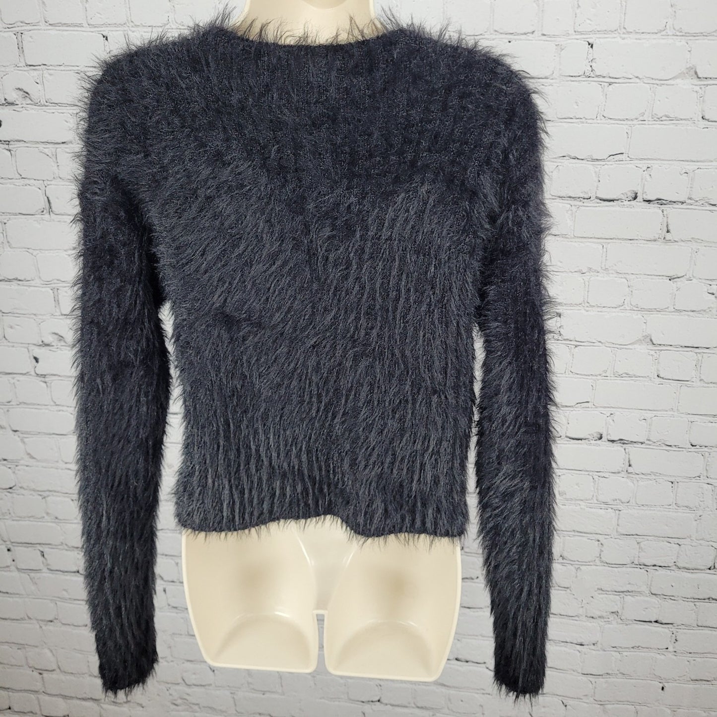 Urban Outfitters Black Faux Fur Fuzzy Pullover Cropped Sweater Size Large L