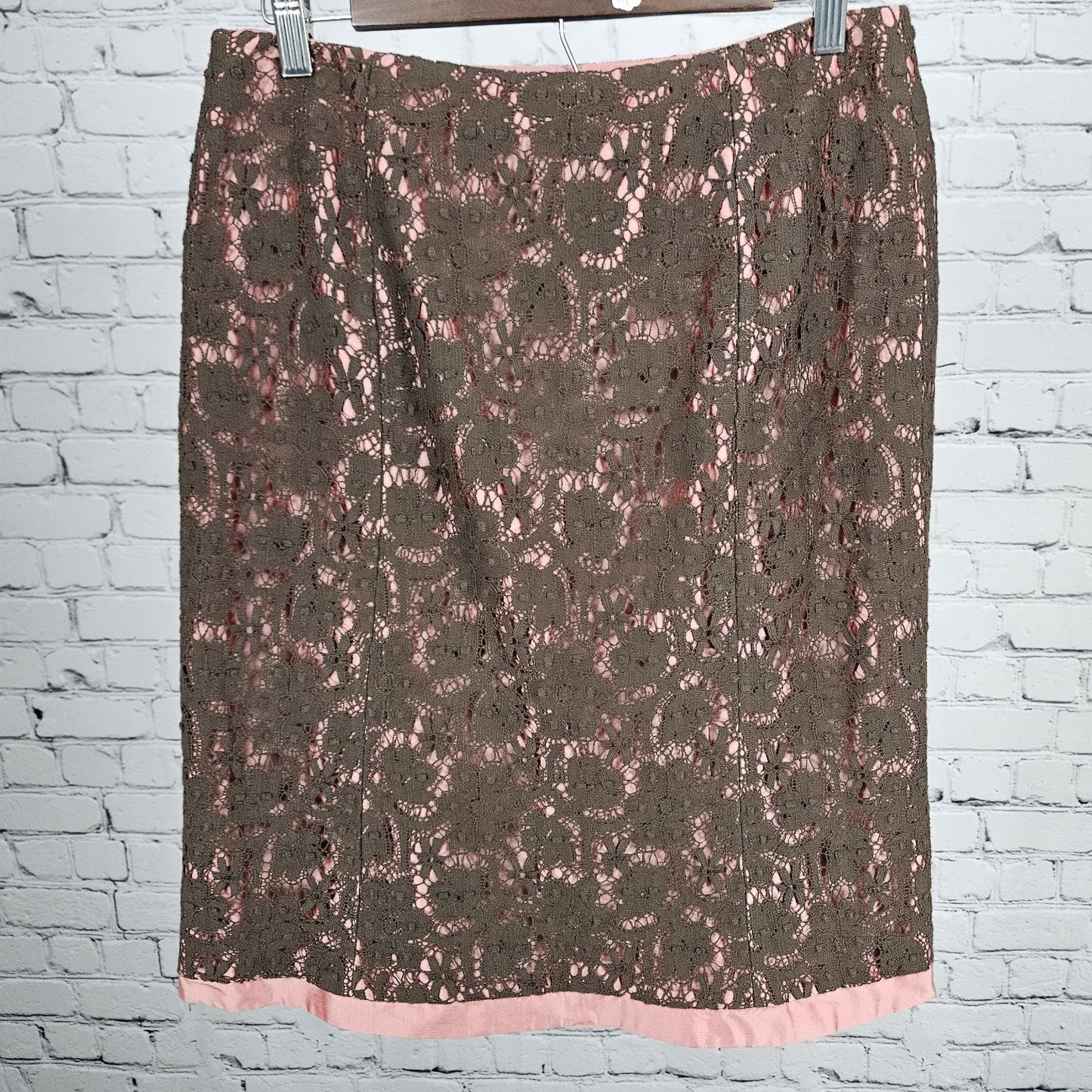 VTG Harold's Pink Silk Brown Crochet Lace Overlay Pencil Knee Length Skirt USA 8