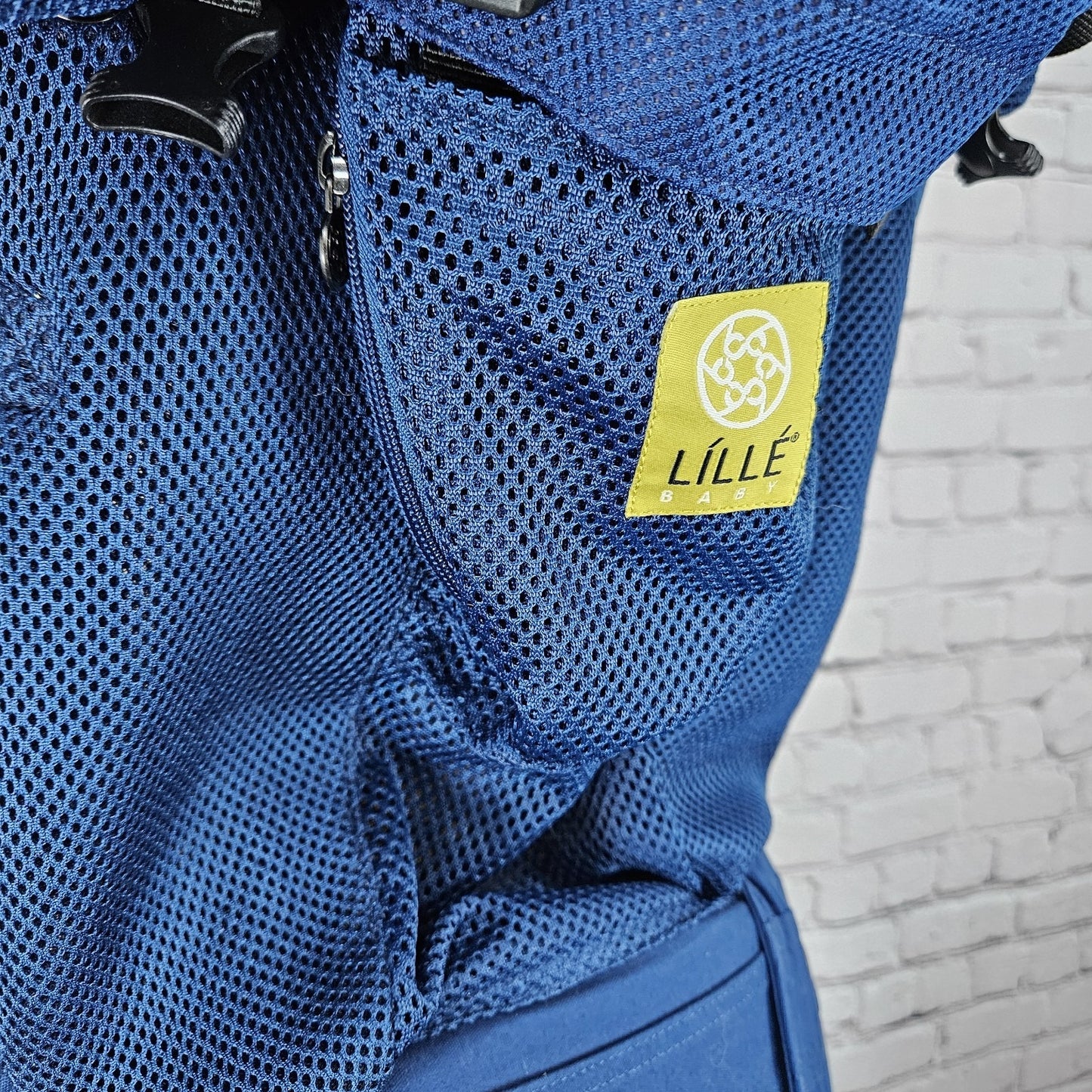 Lille Baby Blue Mesh Complete 6-in-1 Positions Carrier Newborn Infant Lumbar