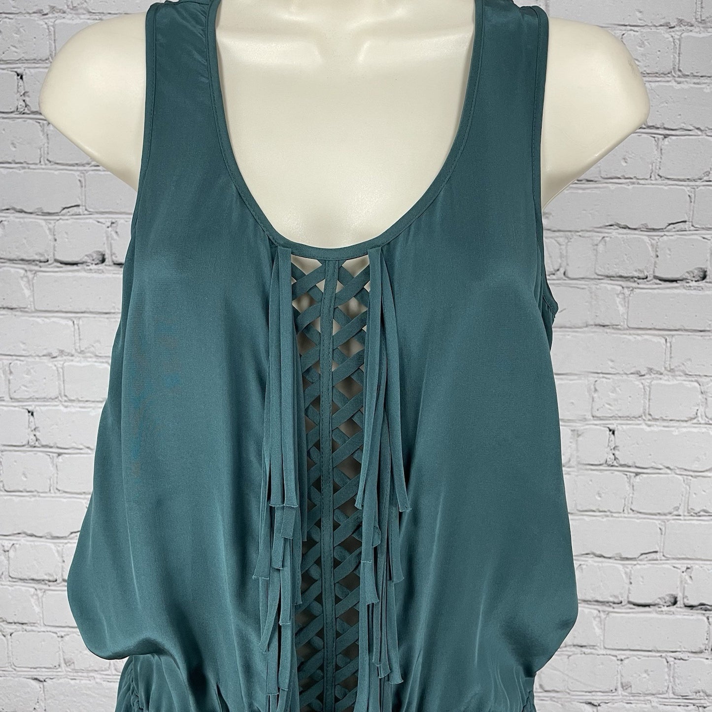 NWD BCBG MAXAZRIA Green Silk Lightweight Tassled Cut Out Romper Pockets Size XS