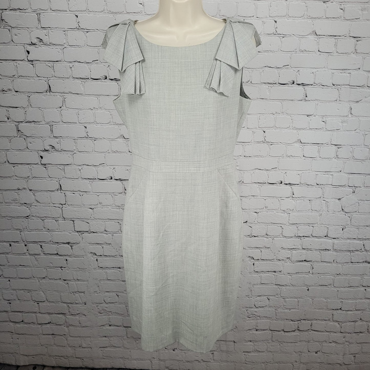 J.CREW Gray Wool Sleeveless Ruffled Shoulder Lined Back Slit Zip Sheath Dress 6