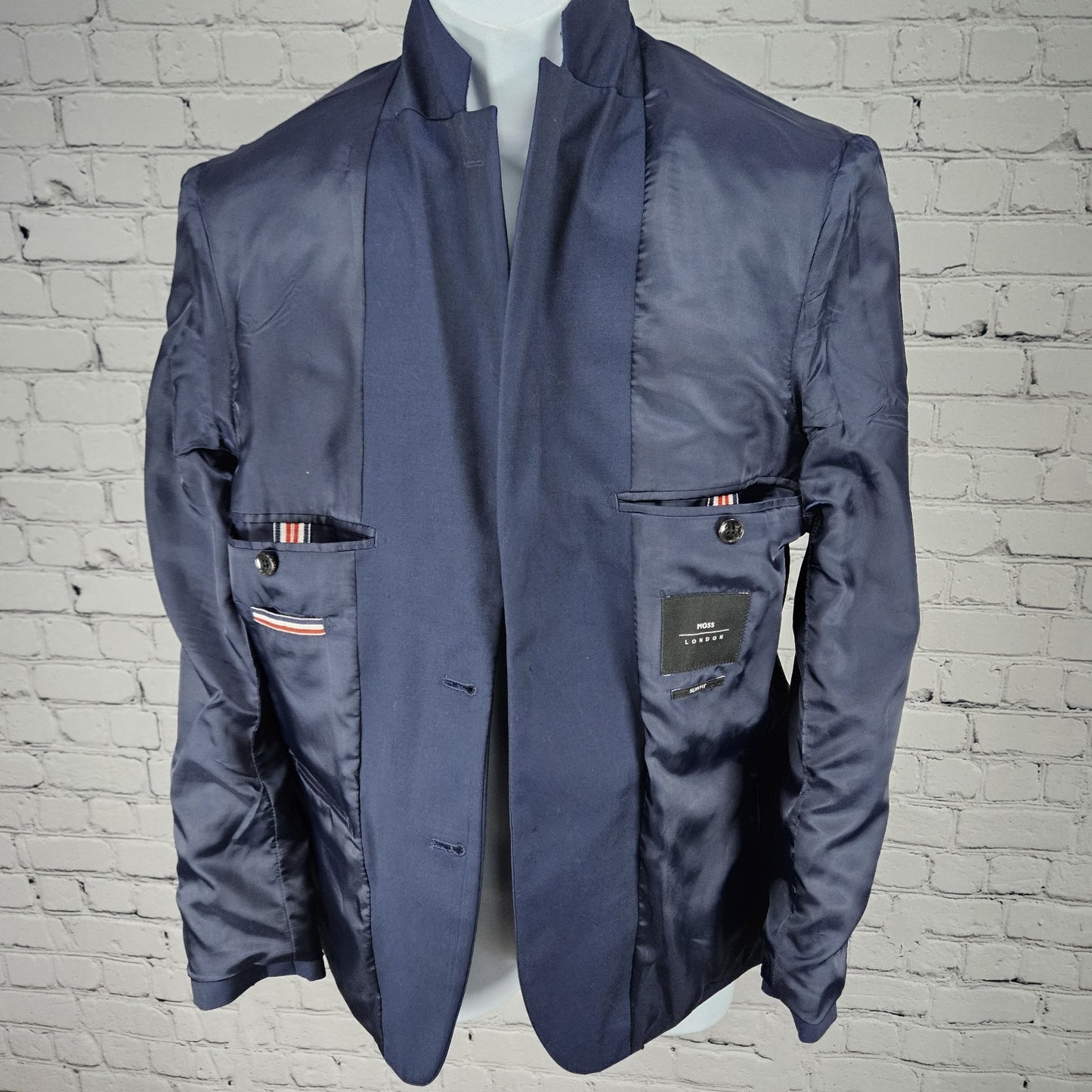 Moss London Navy Slim Fit V2 2 Button Double Vented Notch Blazer Sport Coat 36S