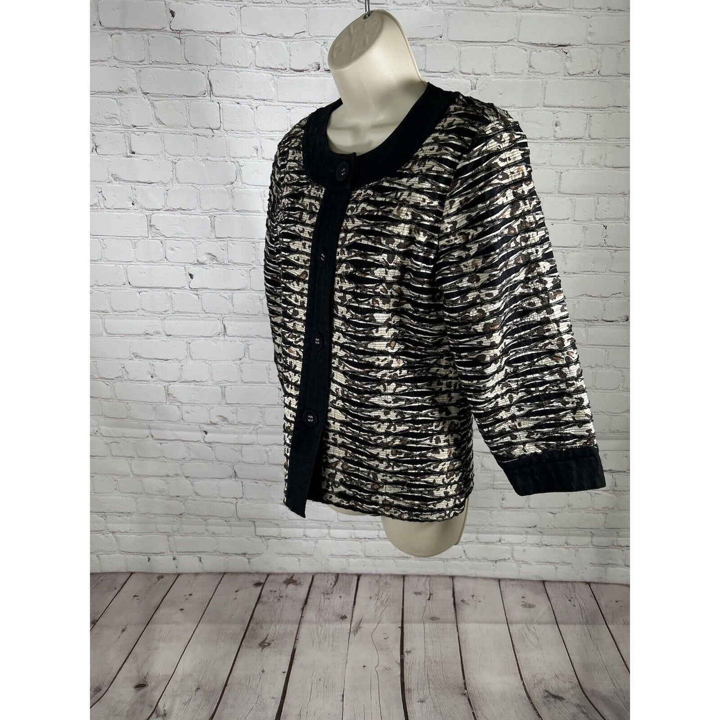 Chico's Button Up Cheetah Print 100% Cotton 3/4 Sleeve Women’s Jacket Size XS