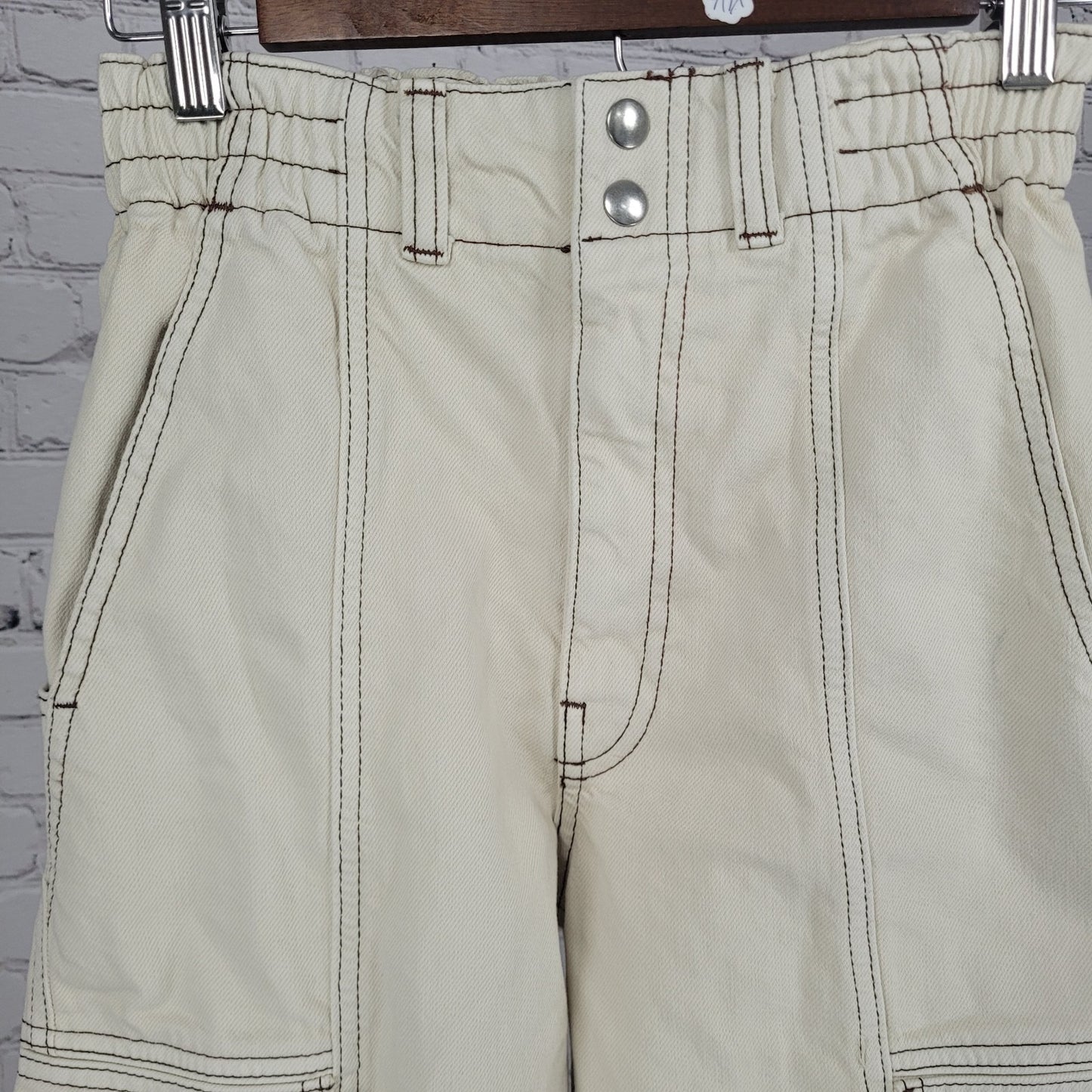 BDG Urban Outfitters Ivory Relaxed Skate Jean High Rise Cargo 25 (25x30)