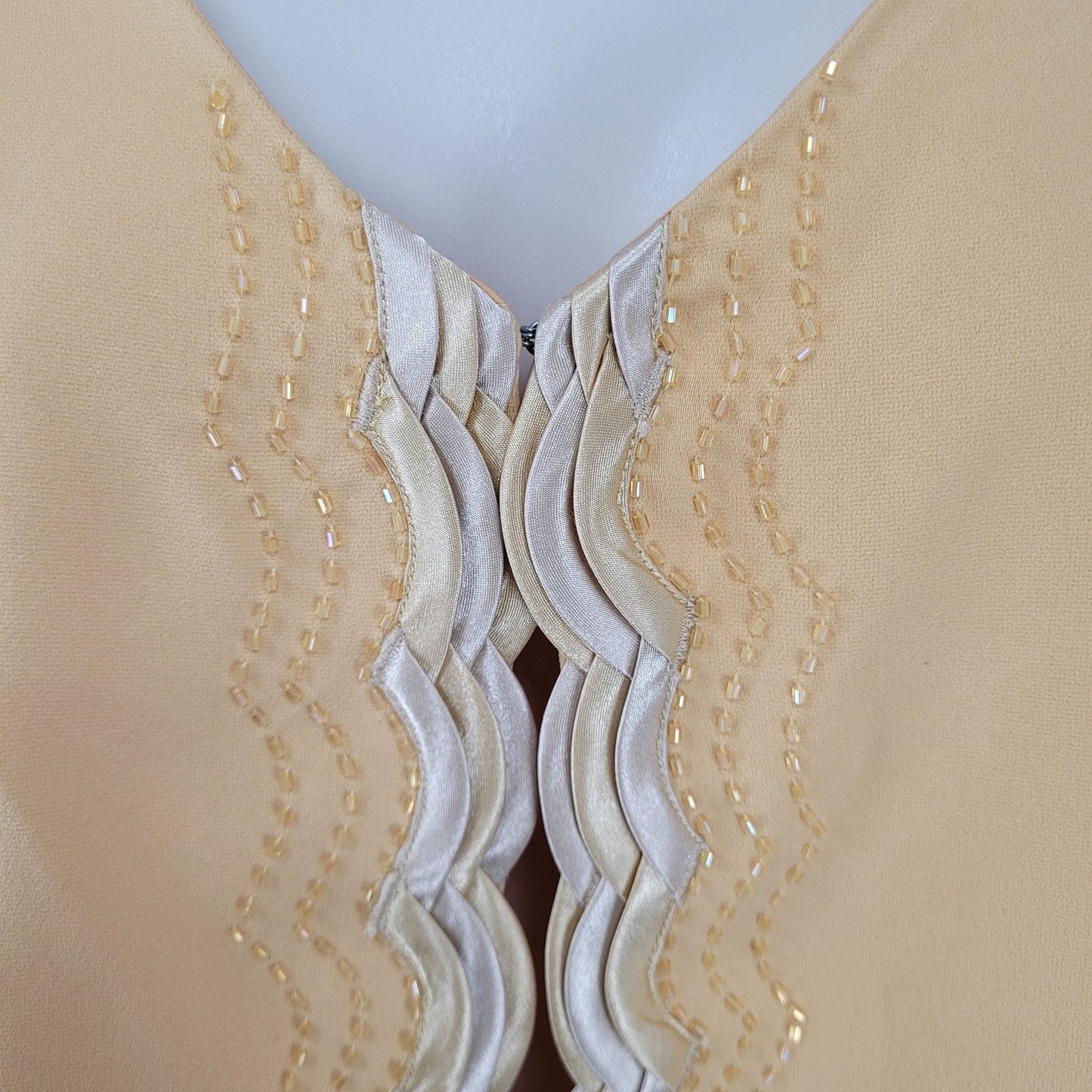 VTG Natalie Barri Yellow Beaded & Gold Trim Lined Lightweight Shawl Size 24W