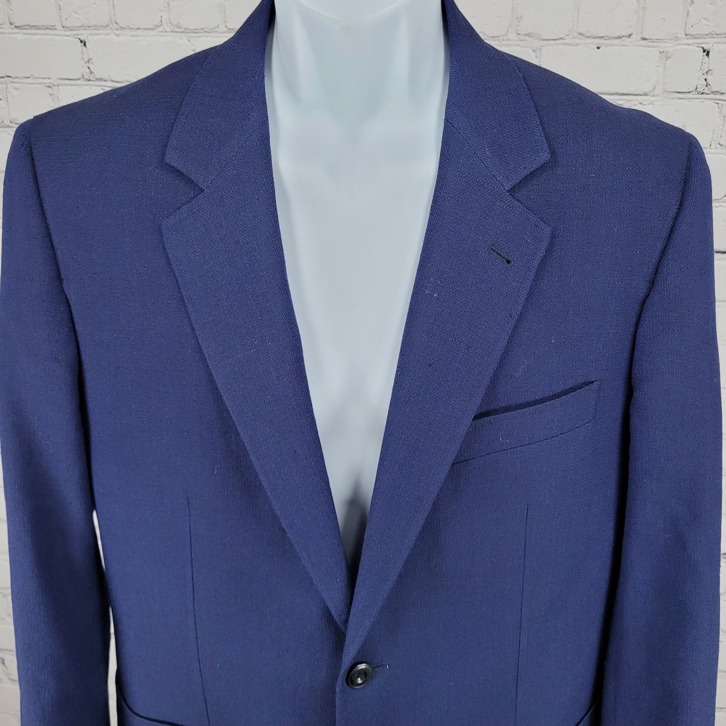 Saks Fifth Avenue Blue 100% Wool 2 Button Notch Blazer Sport Coat Size Medium M