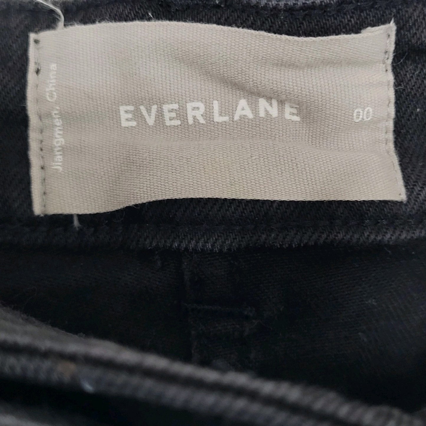 Everlane Black Cotton Stretch Mid Rise Shorts Size 00 (24x3)