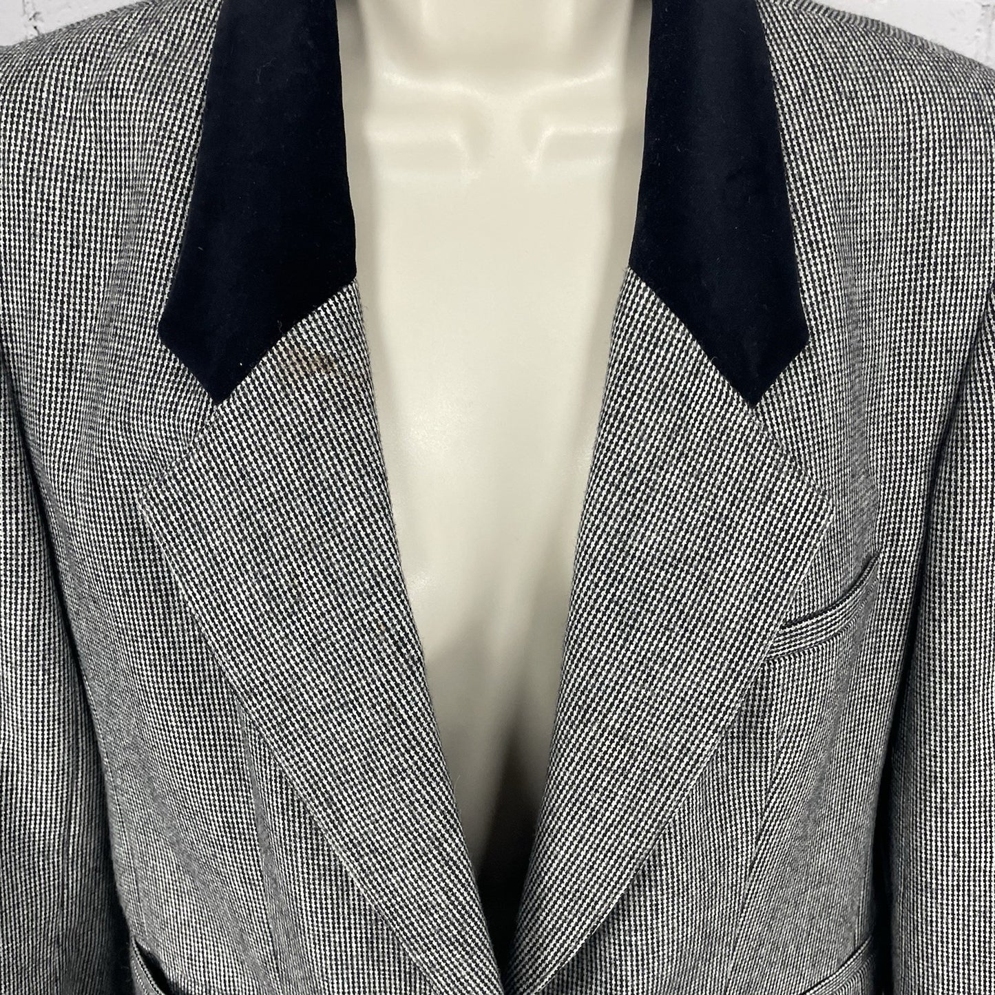 VTG Evan Picone Black & White Blazer Pleated Skirt Suit Set USA Made Size 12/14