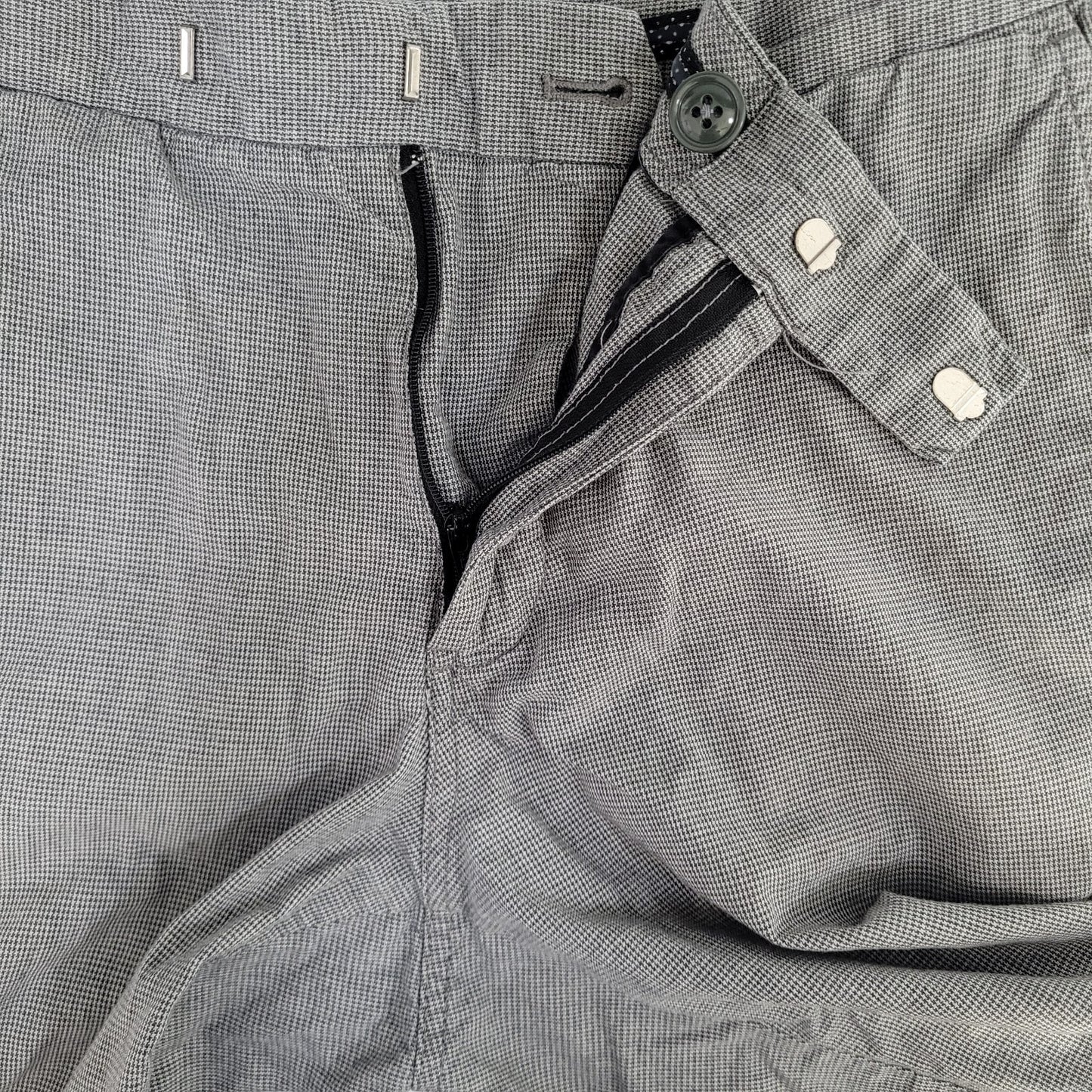 Bonobos Maide Grey Houndstooth Lightweight Adjustable Shorts Size 33 (33x9)