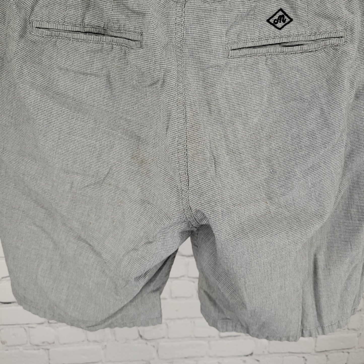 Bonobos Maide Grey Houndstooth Lightweight Adjustable Shorts Size 33 (33x9)