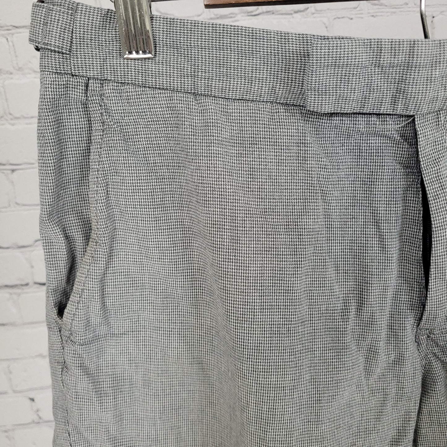 Bonobos Maide Grey Houndstooth Lightweight Adjustable Shorts Size 33 (33x9)
