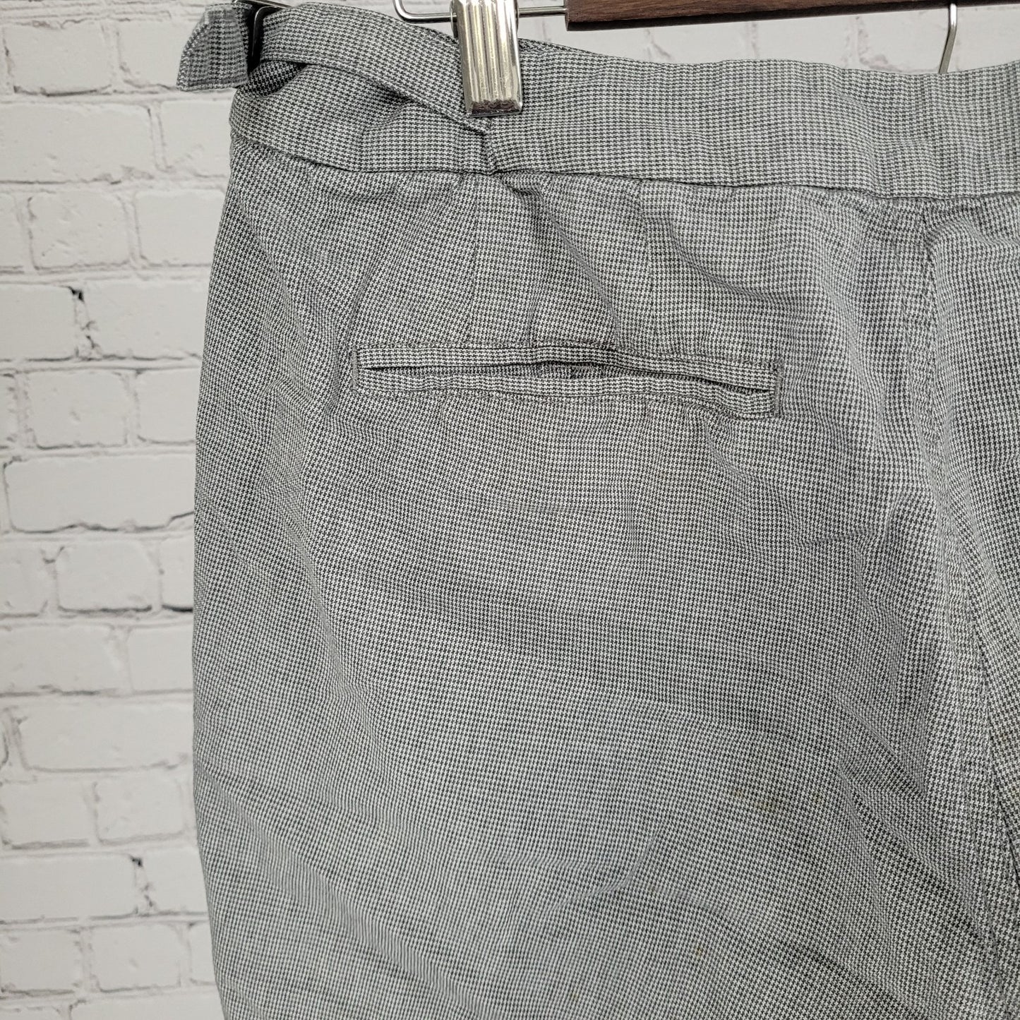 Bonobos Maide Grey Houndstooth Lightweight Adjustable Shorts Size 33 (33x9)