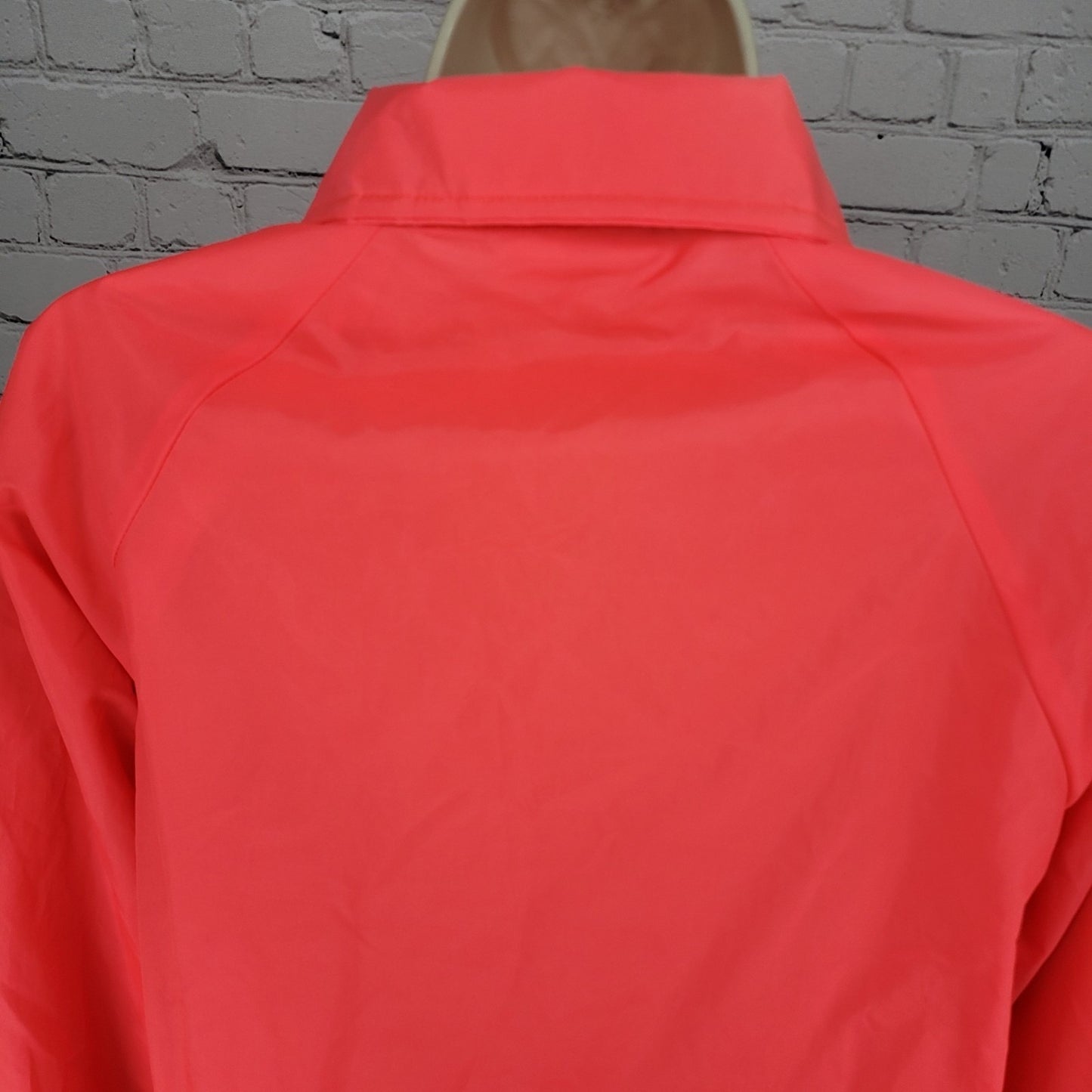 Hartwell Neon Pink Snap Lightweight Windbreaker Jacket USA Made Size Medium M