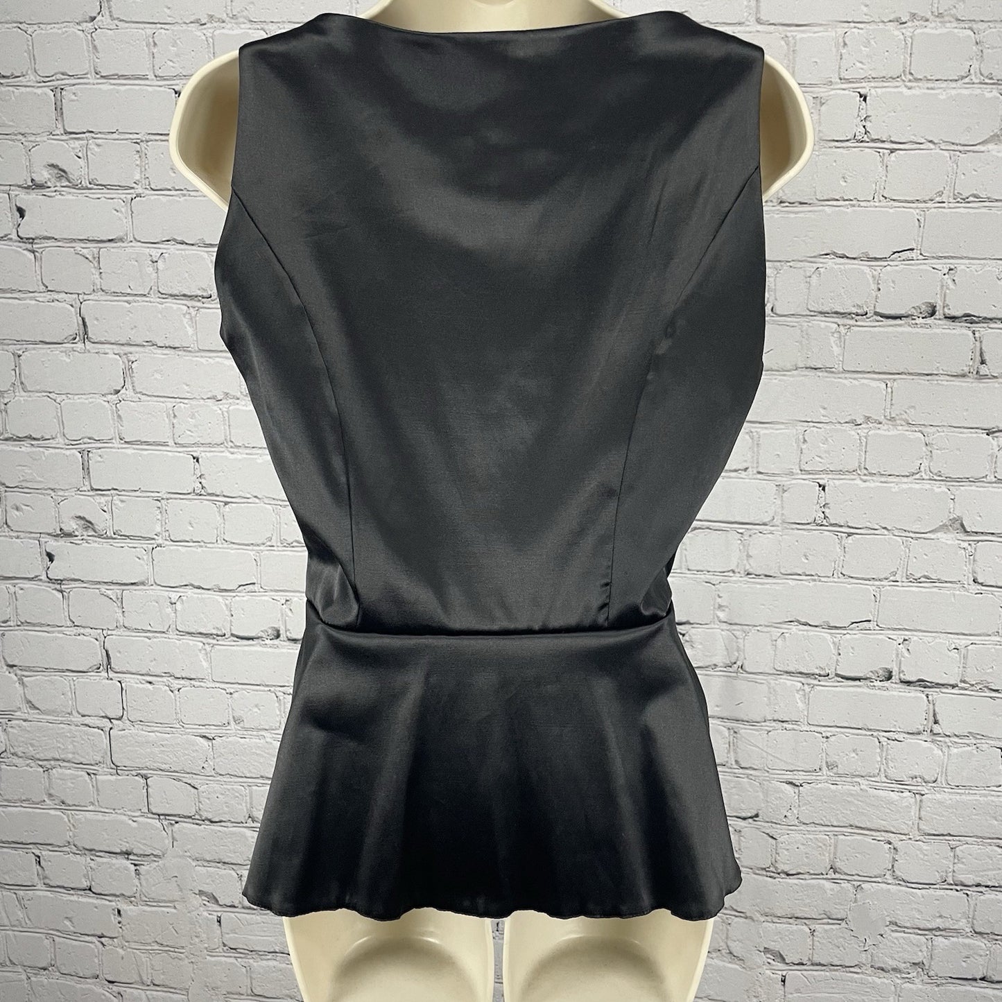 NWT NIFE Black Satin Pleated Tie Sleeveless Blouse Top Zipped Stretch Size 4