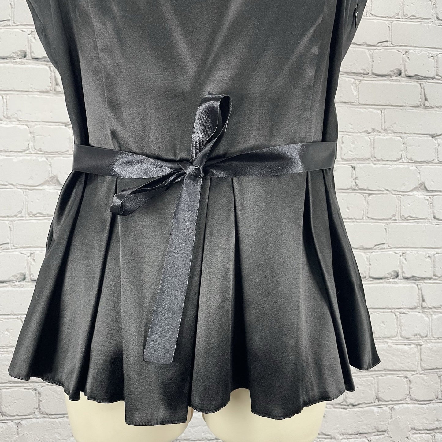 NWT NIFE Black Satin Pleated Tie Sleeveless Blouse Top Zipped Stretch Size 4