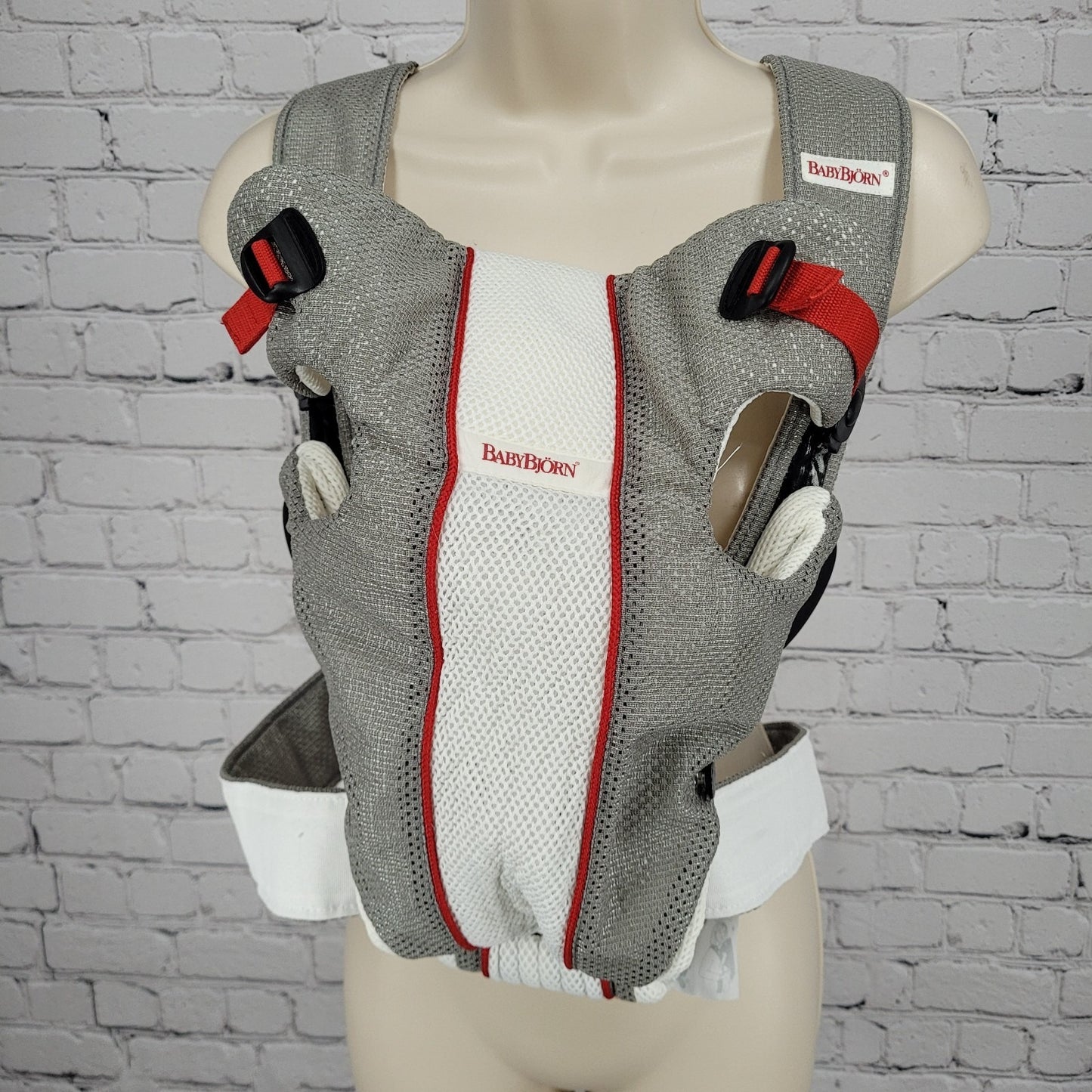 Baby Bjorn Grey White Mesh Adjustable Baby Infant Carrier 8-25lbs