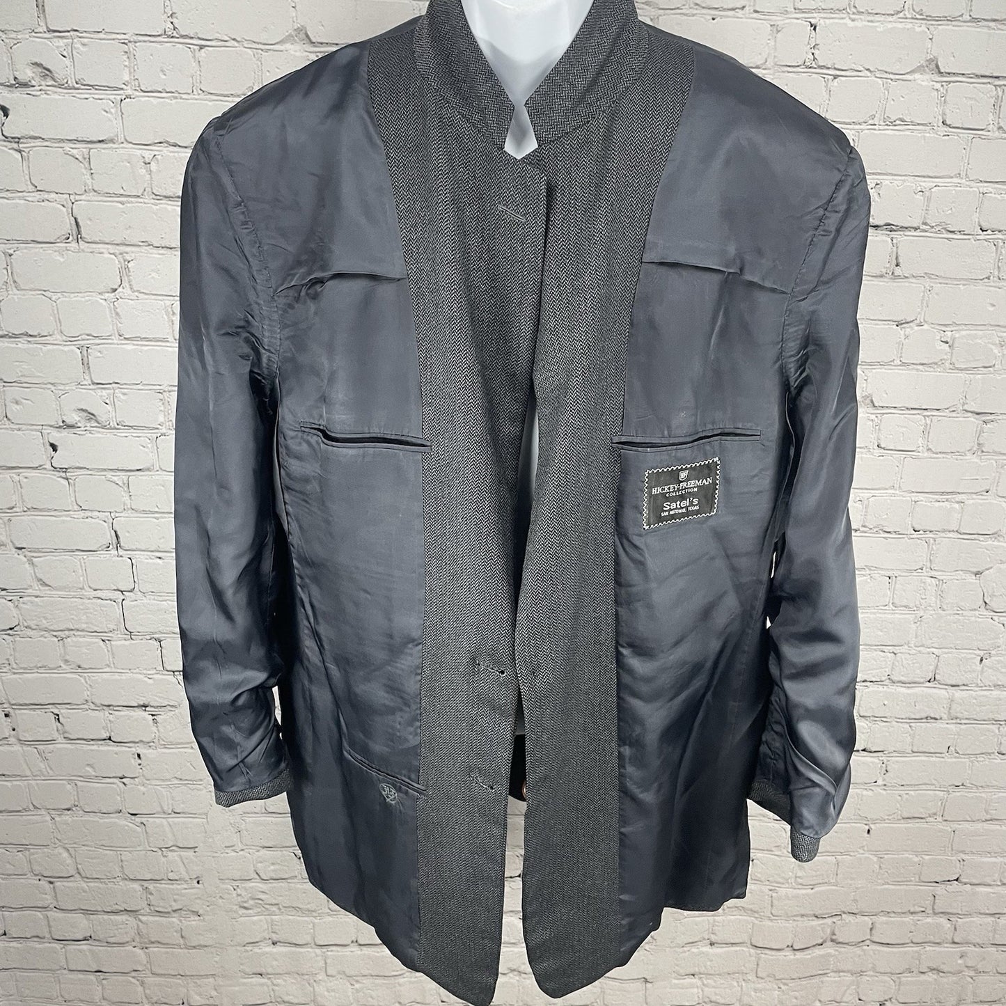 Hickey Freeman Grey Wool 2 Button Vented Blazer Sport Coat USA Made Size 44L