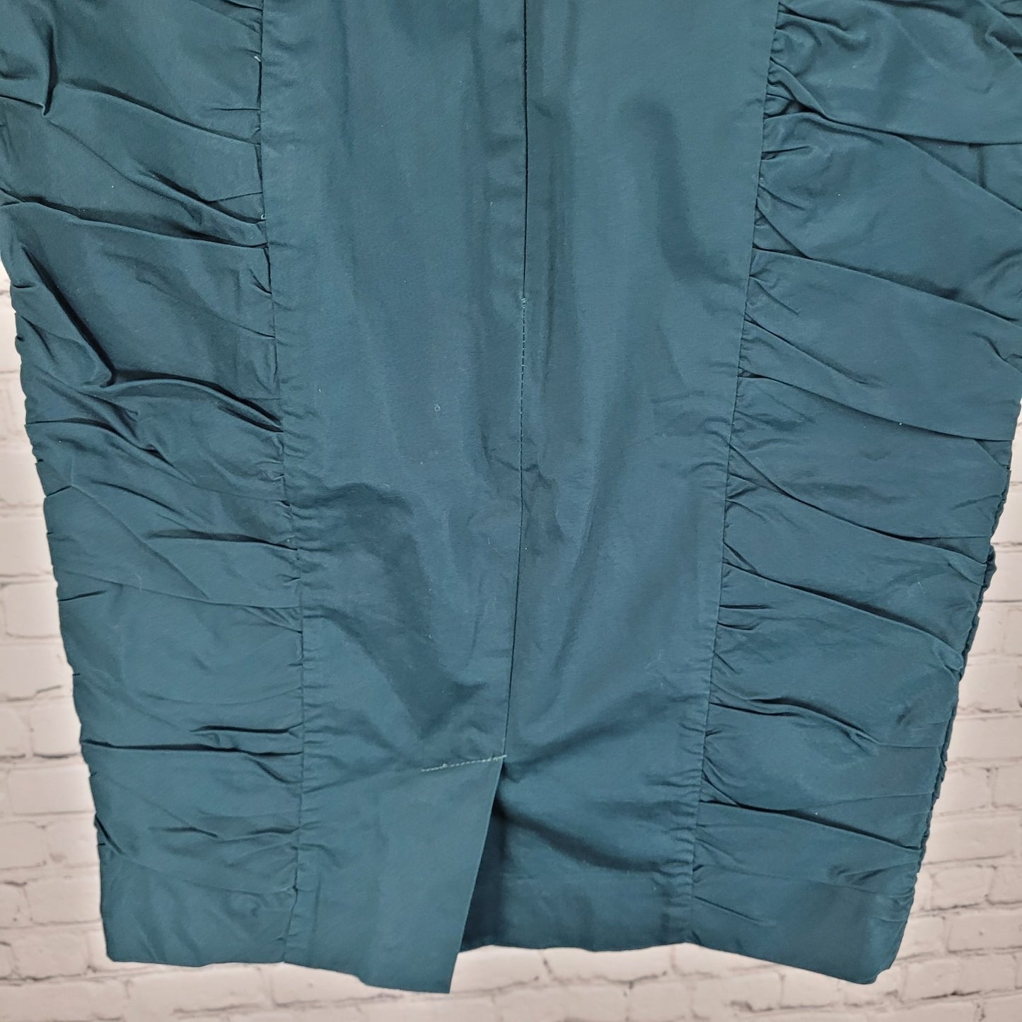 Cartonnier Anthropologie Green Stretch Ruched Lined Pencil Skirt Size 2 (27x20)