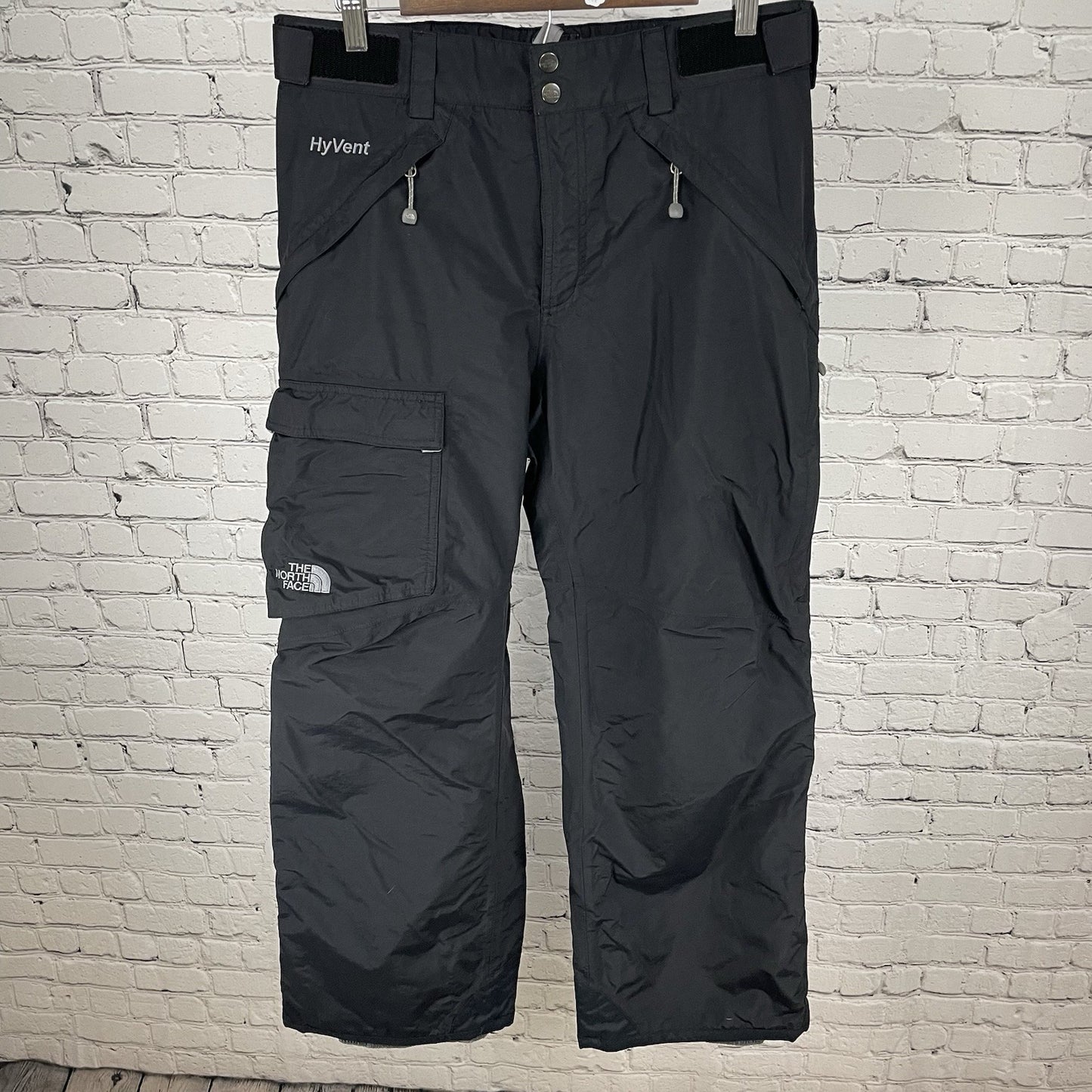 The North Face Black HyVent Cargo Pockets Snow Ski Pants Size Medium M (33x30)