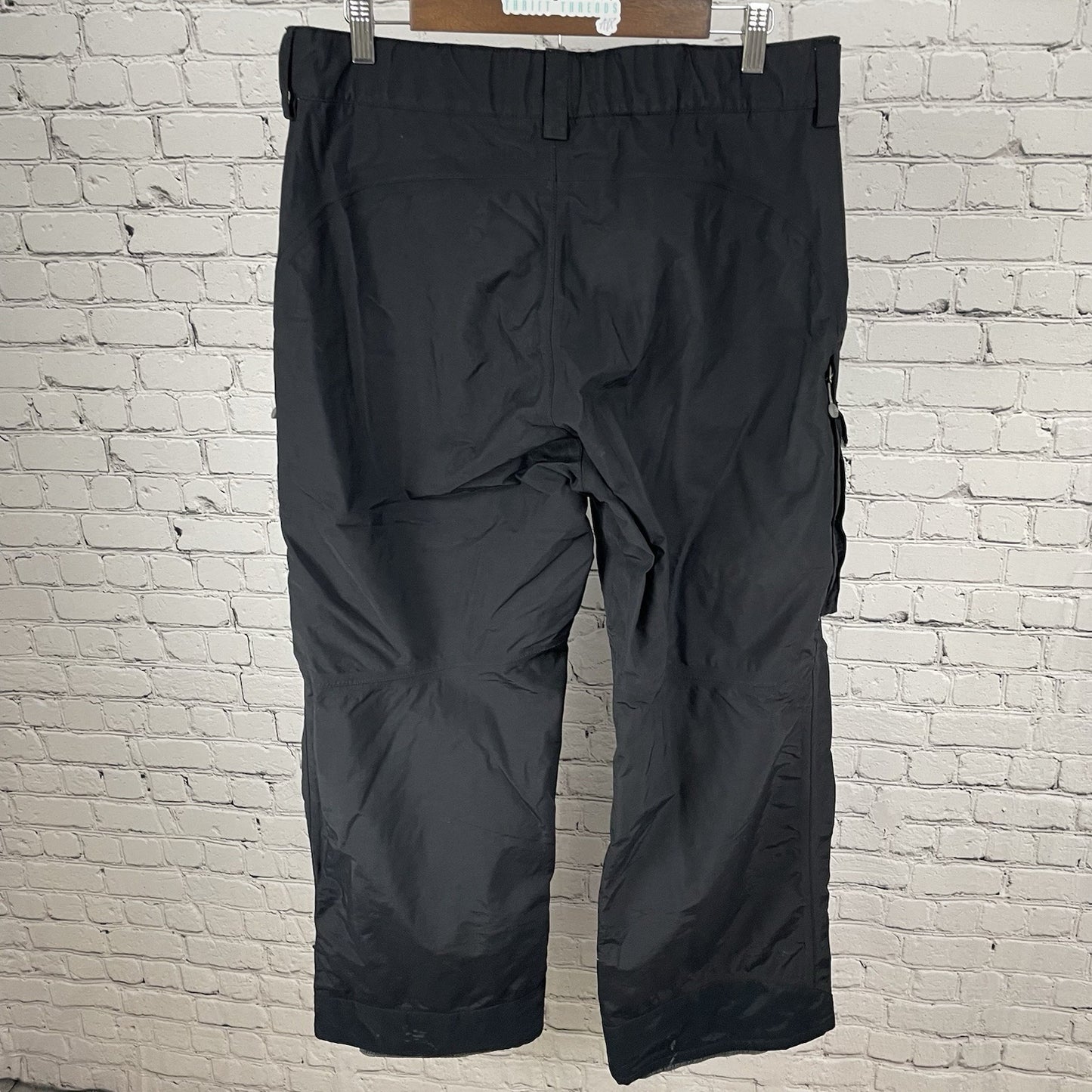 The North Face Black HyVent Cargo Pockets Snow Ski Pants Size Medium M (33x30)