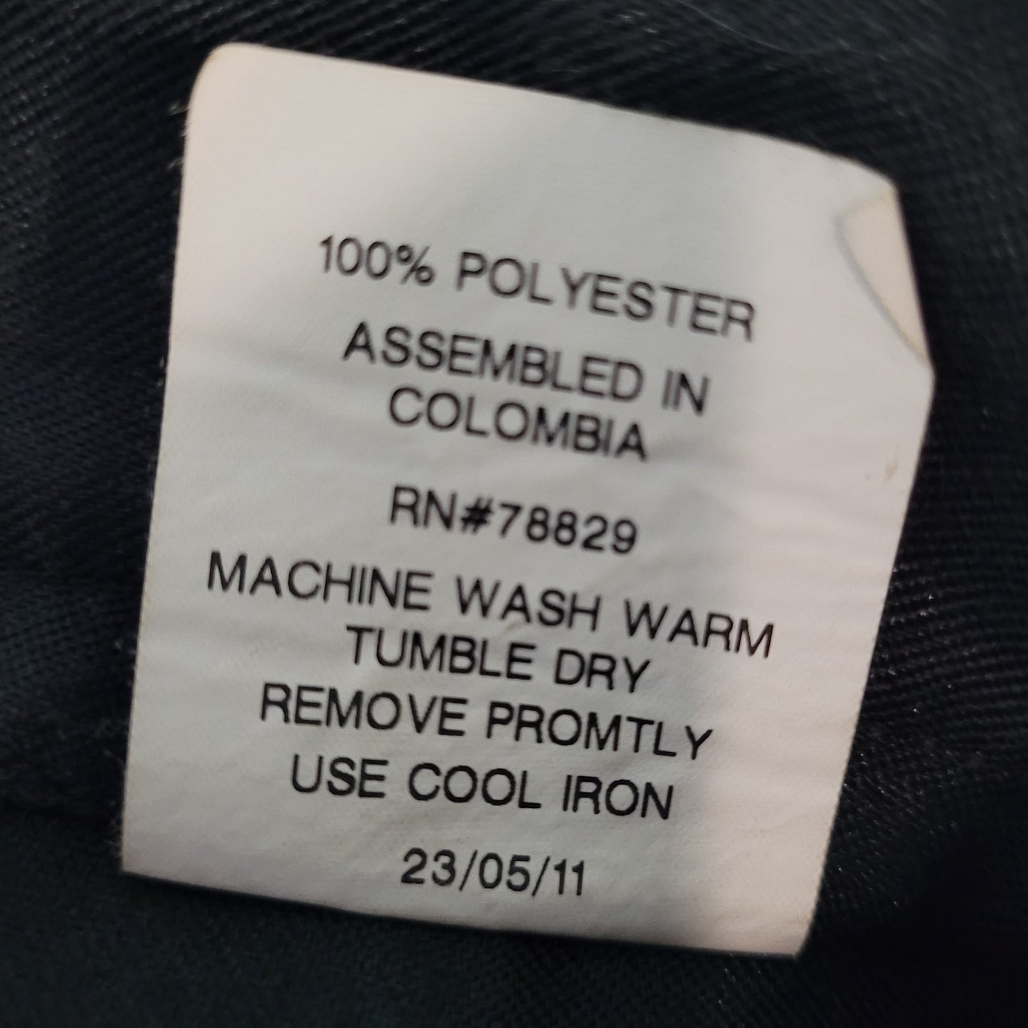 Formalwear Southeastern Black Tuxedo Suit Set Jacket Size 40R Pants 34R (32x33)
