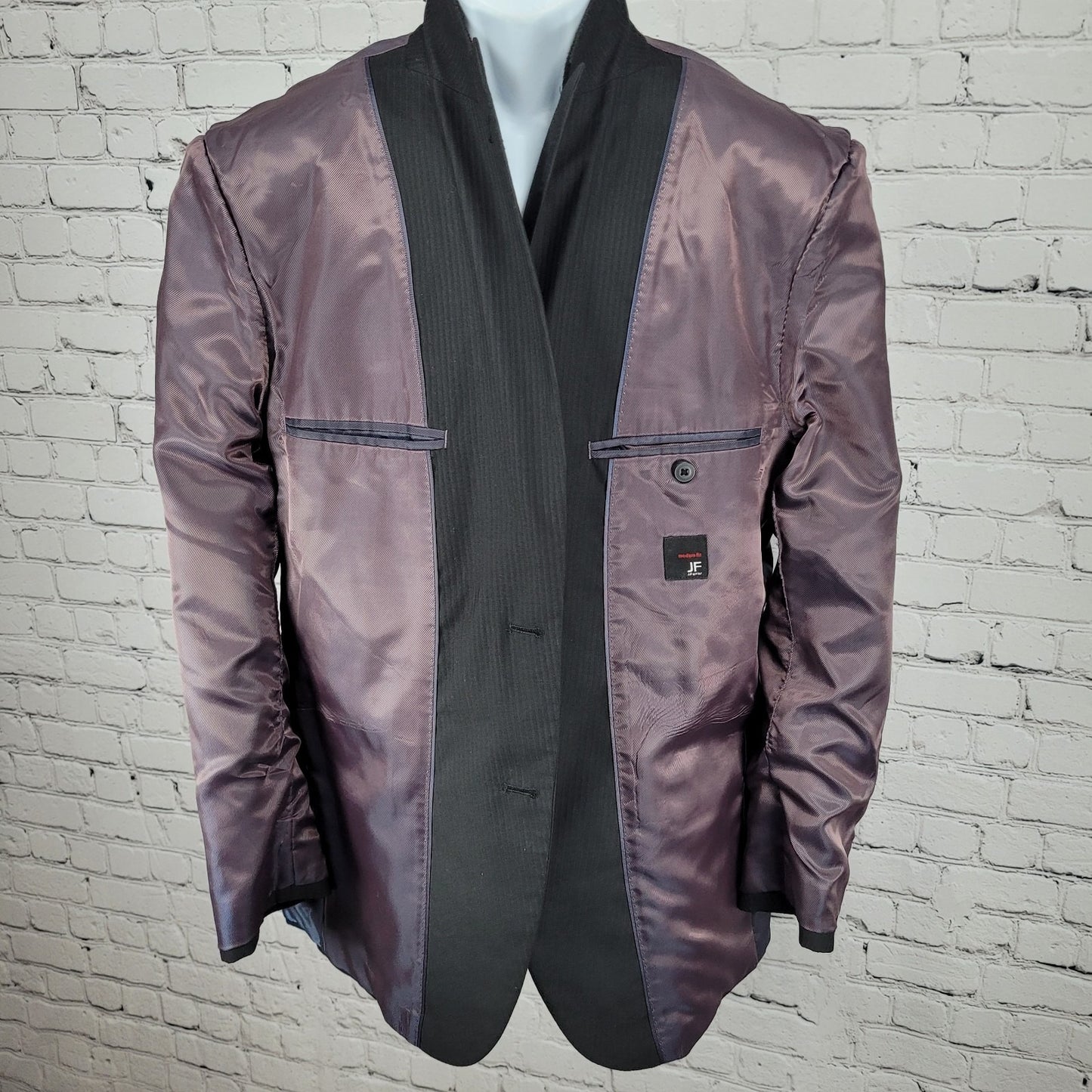 J. Ferrar Black Striped Modern Fit 2 Button Peak Double Vented Blazer Size 42R