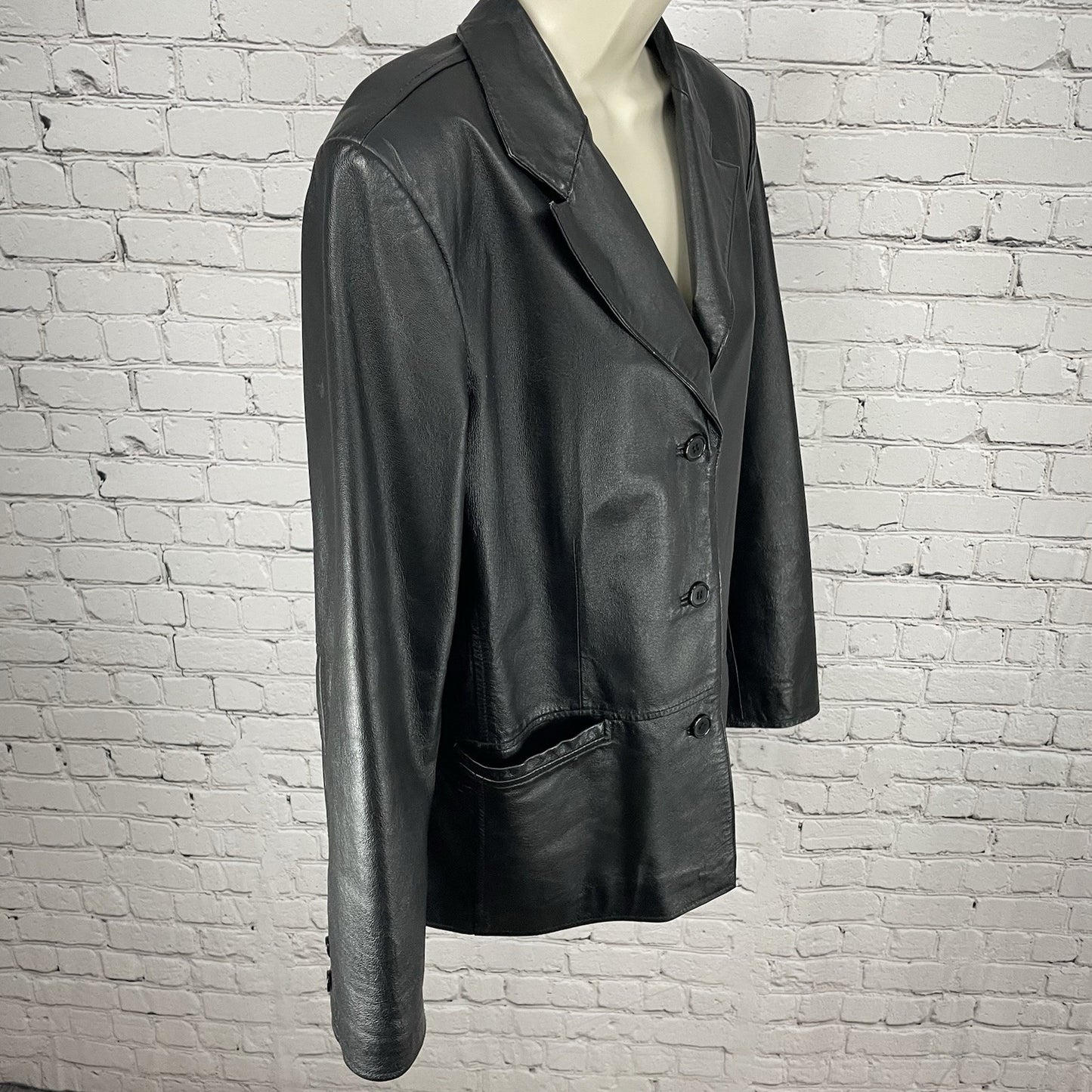 Clio Black Genuine Leather 3 Button Peak Collar Lined Jacket Size Medium M
