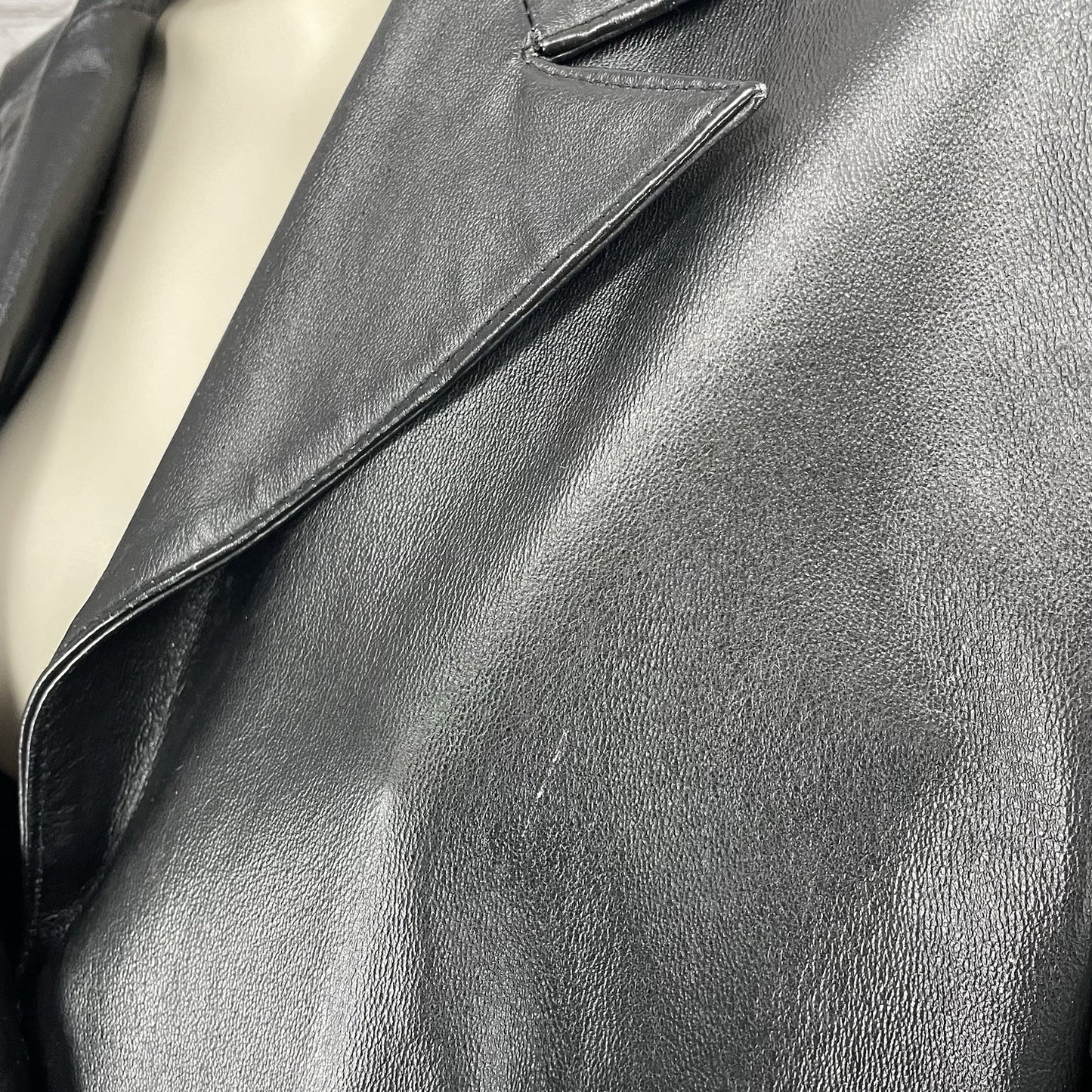 Clio Black Genuine Leather 3 Button Peak Collar Lined Jacket Size Medium M