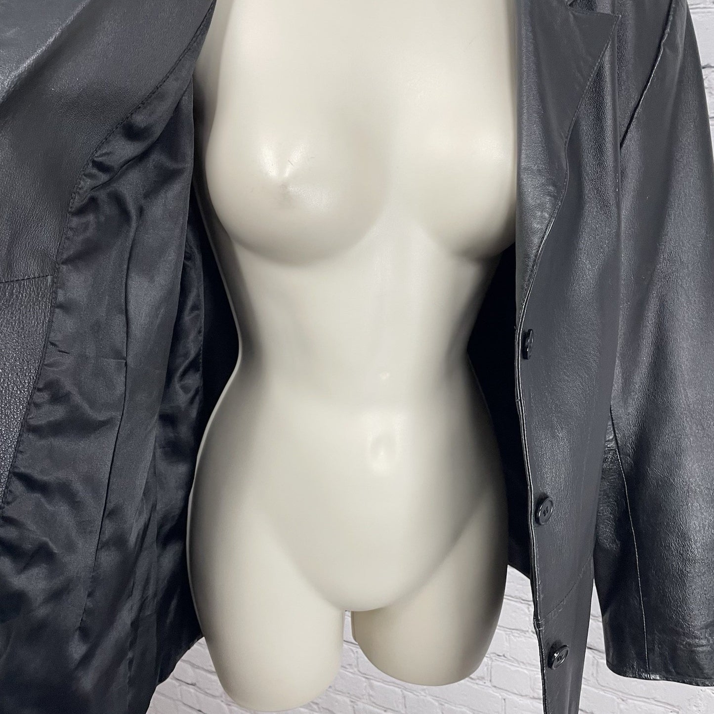 Clio Black Genuine Leather 3 Button Peak Collar Lined Jacket Size Medium M