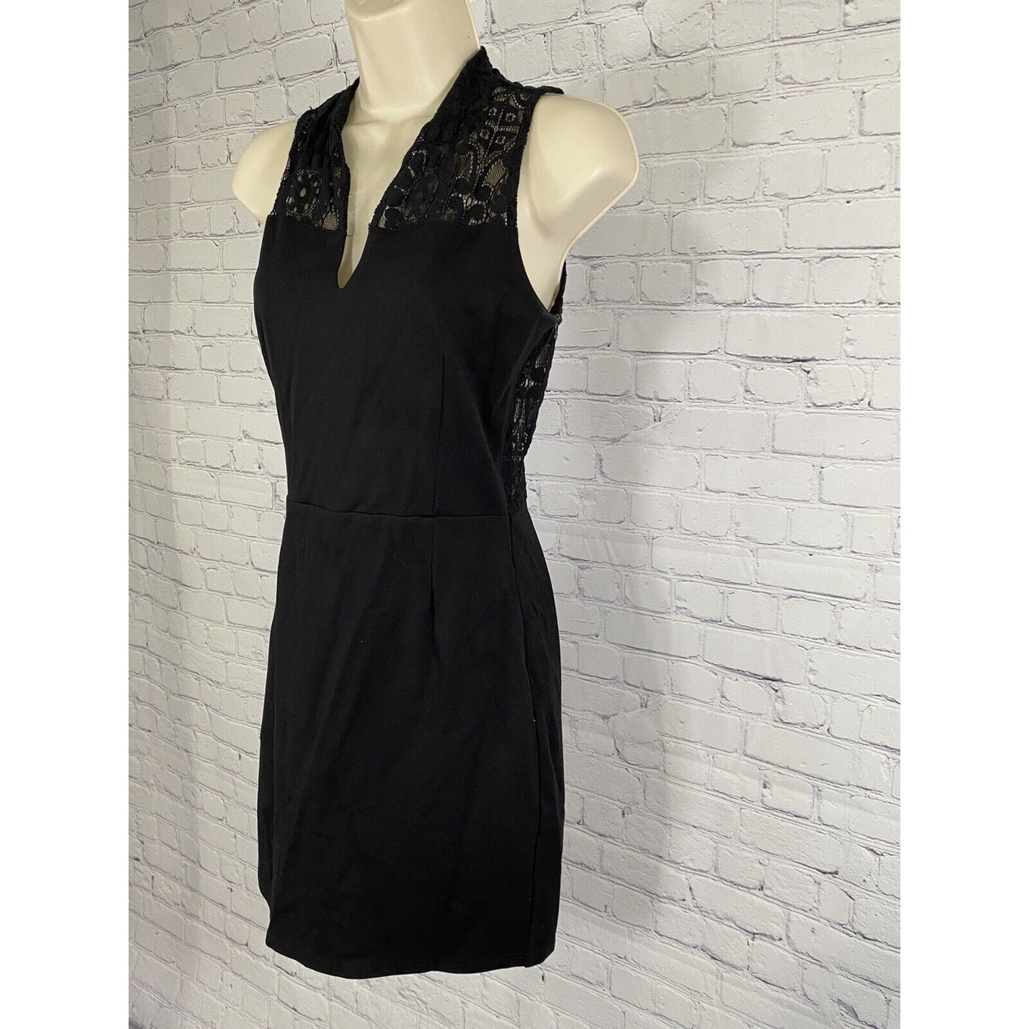 BB Dakota Black High Neck Sheath Knee Length Dress Size XS