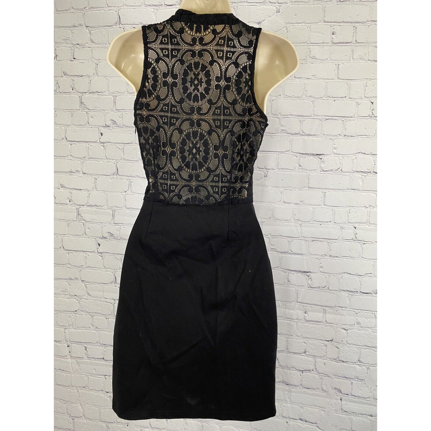 BB Dakota Black High Neck Sheath Knee Length Dress Size XS