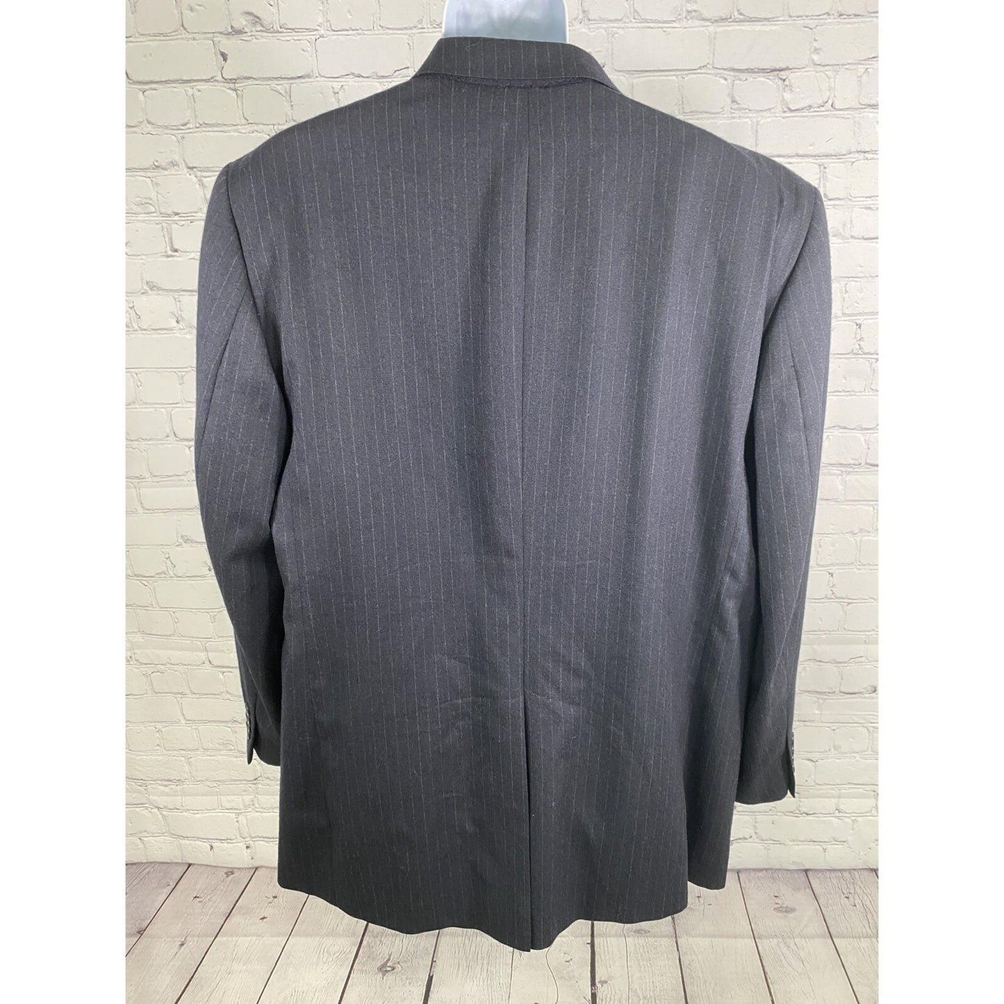 Jos A Bank Blue Pinstriped Wool Cashmere Three Button Blazer Jacket Men’s 46L