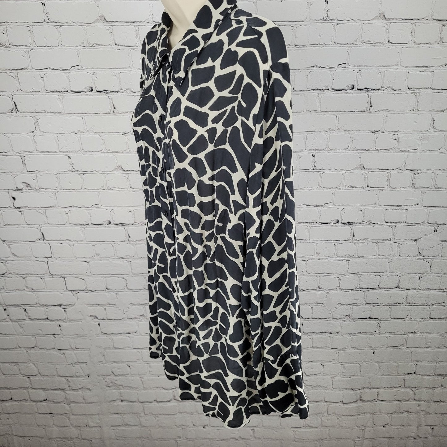 INC Black 100% Silk Animal Print Button Up Long Sleeve Blouse Shirt Size 22W