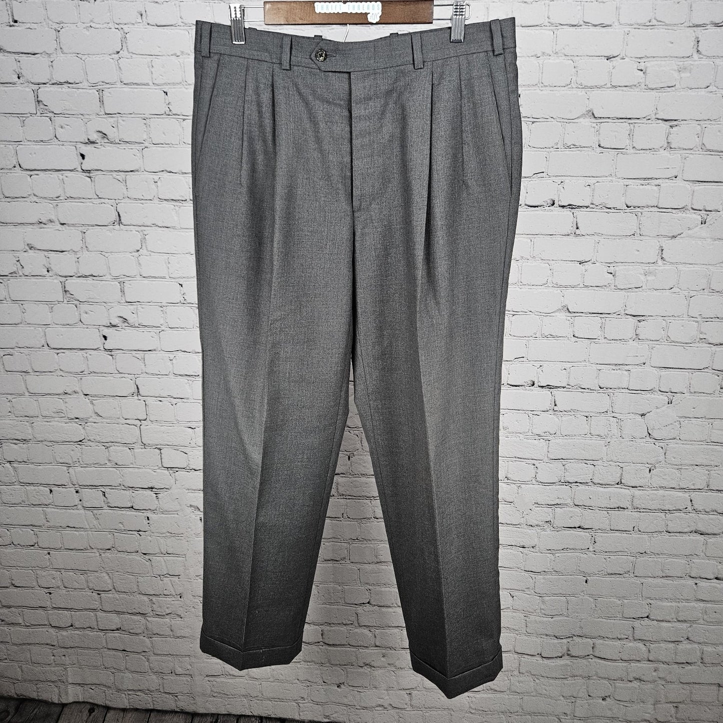 VTG JB Britches Nordstrom Grey Extra Fine Wool Pleated Cuff Dress Pants US 34x32