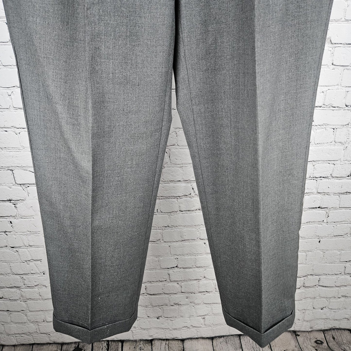 VTG JB Britches Nordstrom Grey Extra Fine Wool Pleated Cuff Dress Pants US 34x32