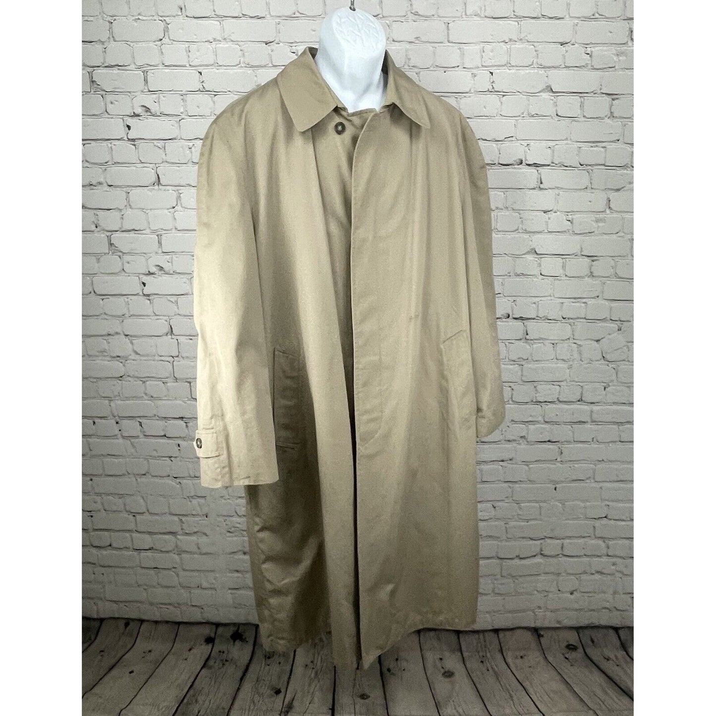 London Fog Tan Trench Long Coat Button Collar Removable Insulated Liner Size 44L