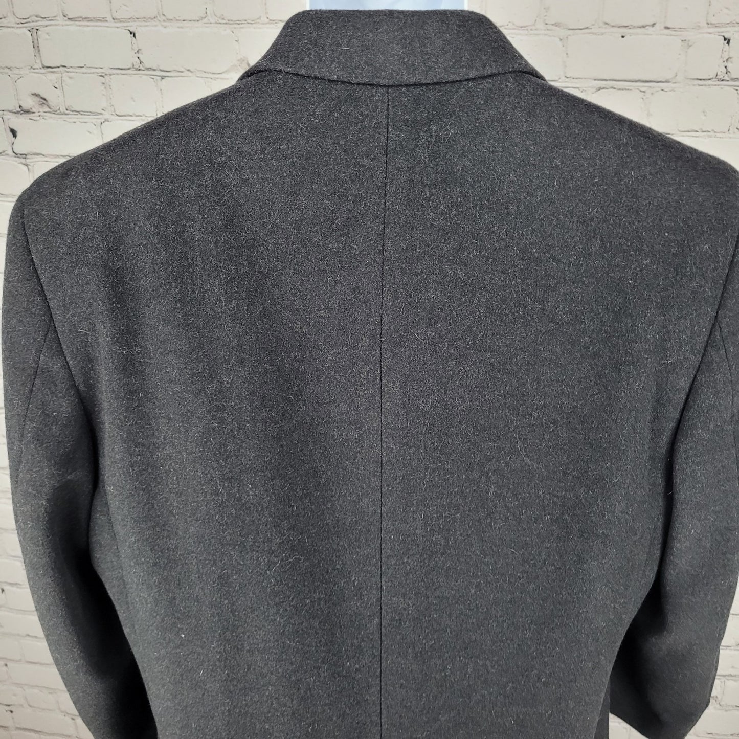 Chereskin Grey Cashmere Wool Blend Piedmont Buttoned Lined Over Coat Size 42R