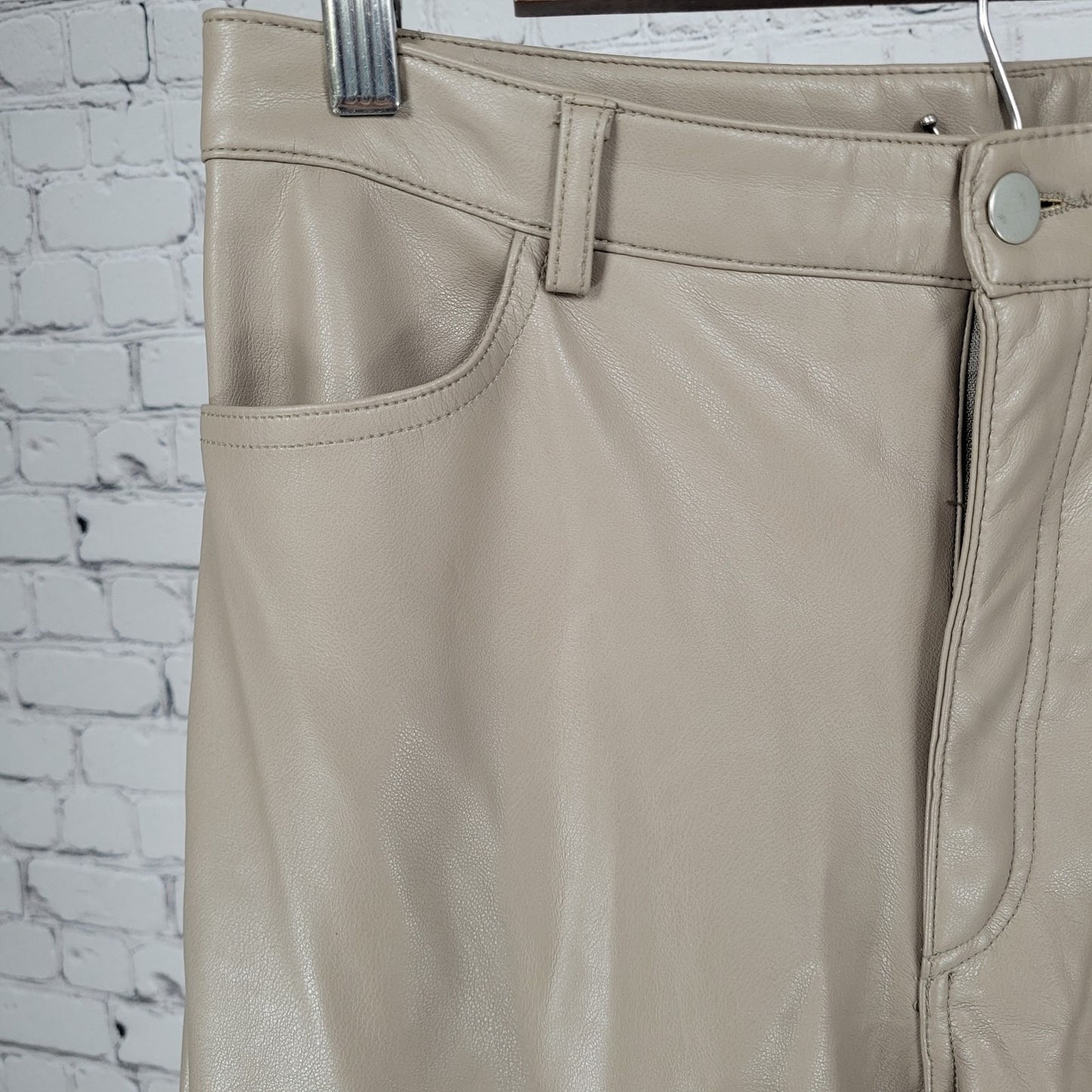 Dynamite Beige Faux Leather Stretch High Rise Straight Leg Pants Size 10 (29x29)