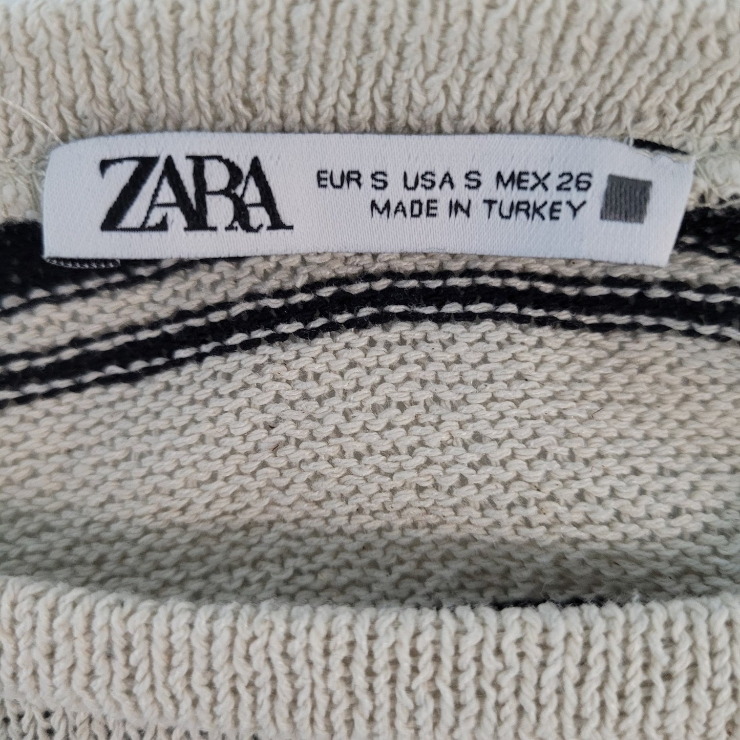 Zara Beige & Black Striped Knit Boxy Crop Sweater Long Sleeve Top Size Small S